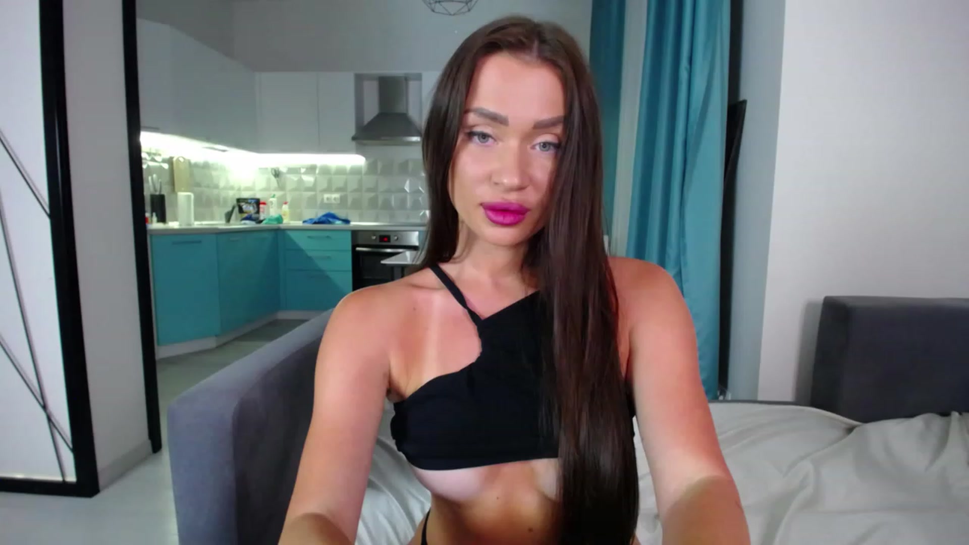 Gallery image thumbnail from Lana_Love's myfreecams stream on, 06/05/2023, 21:41 image 1 of 20