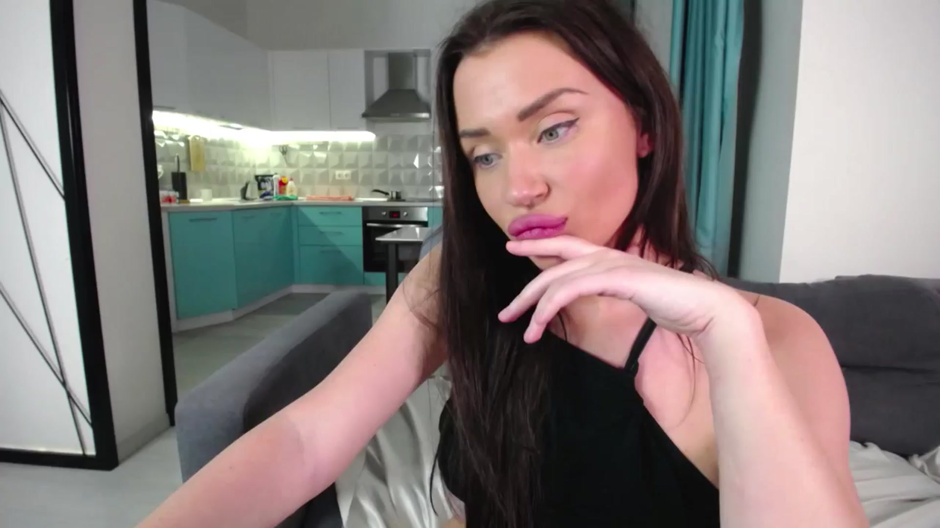 Gallery image thumbnail from Lana_Love's myfreecams stream on, 04/09/2024, 23:32 image 16 of 20