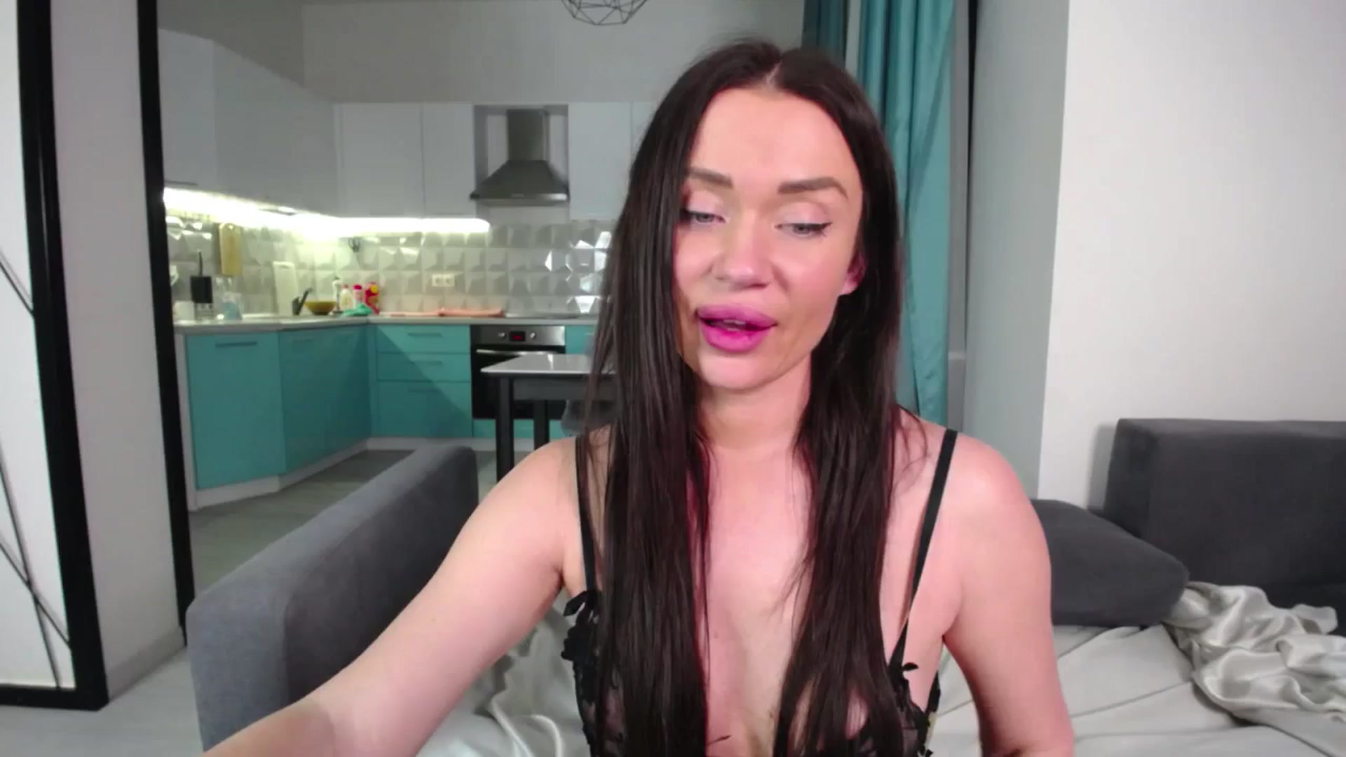 Gallery image thumbnail from Lana_Love's myfreecams stream on, 05/04/2024, 24:44 image 18 of 20