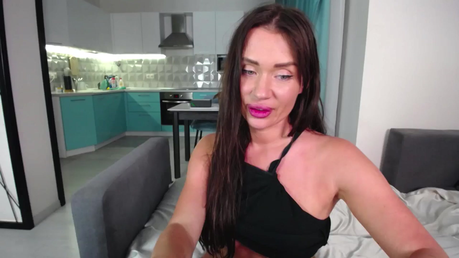 Gallery image thumbnail from Lana_Love's myfreecams stream on, 09/08/2024, 24:37 image 17 of 20