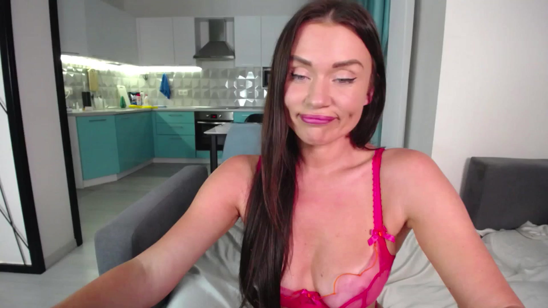 Gallery image thumbnail from Lana_Love's myfreecams stream on, 09/18/2024, 23:14 image 10 of 20
