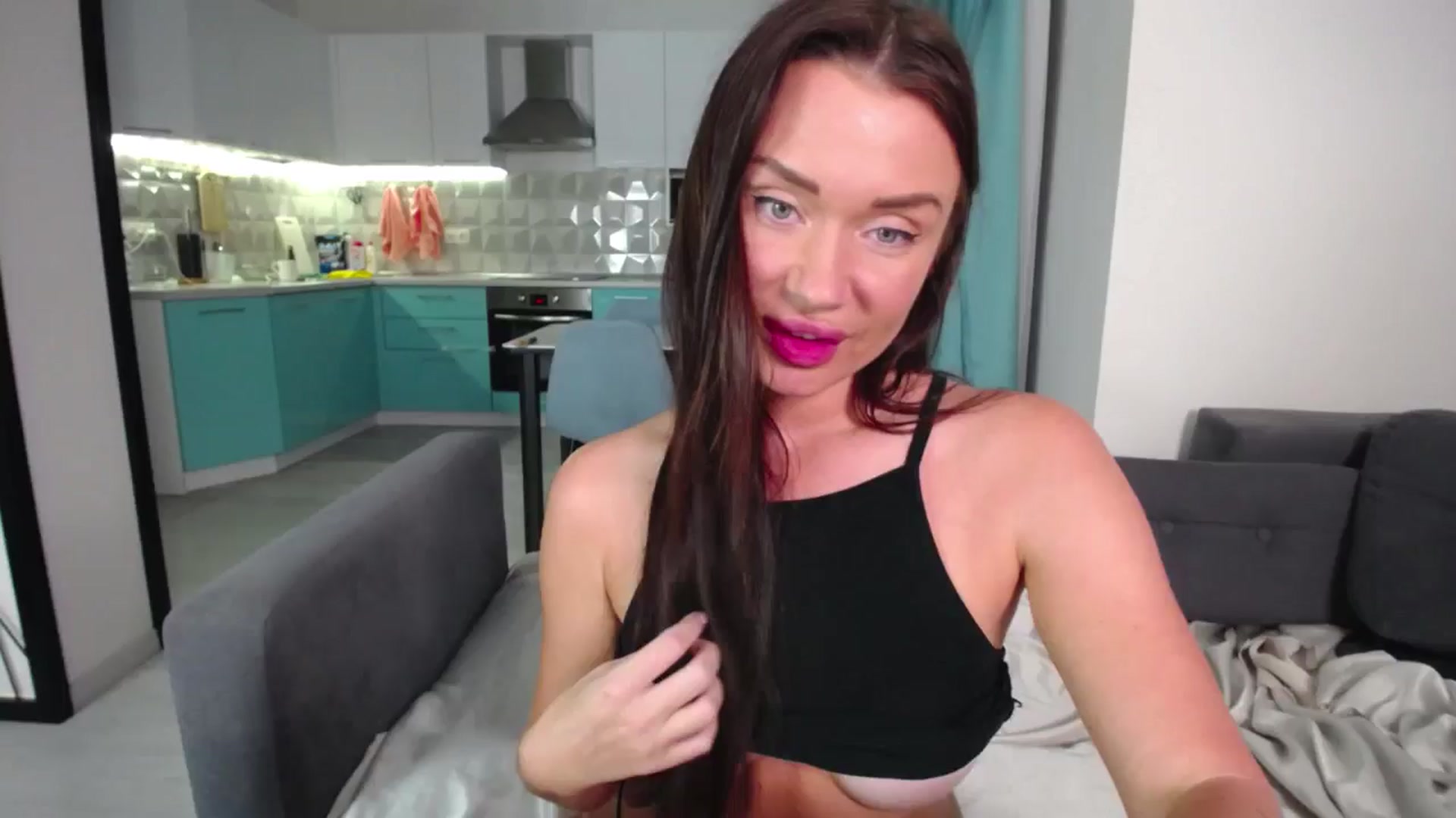 Gallery image thumbnail from Lana_Love's myfreecams stream on, 10/02/2024, 23:04 image 9 of 20