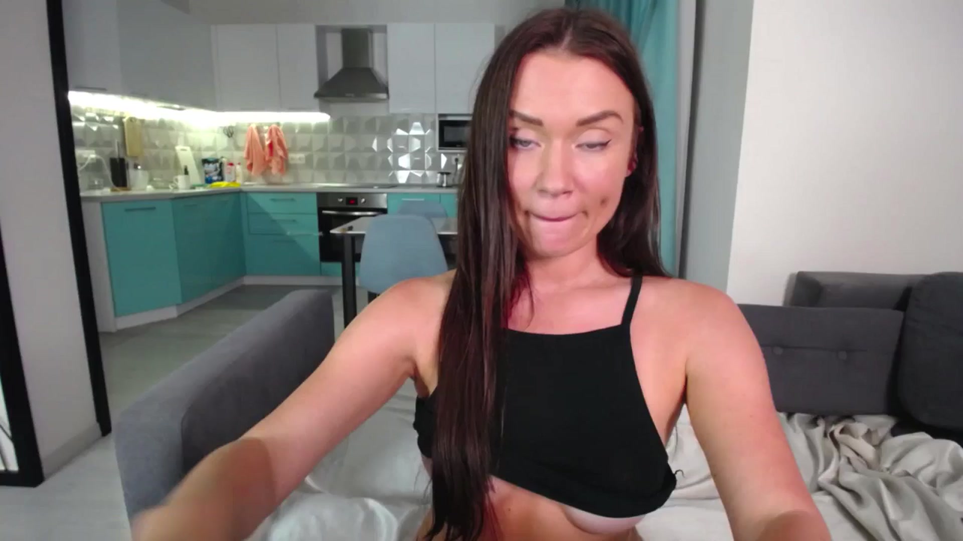 Gallery image thumbnail from Lana_Love's myfreecams stream on, 10/02/2024, 23:04 image 17 of 20