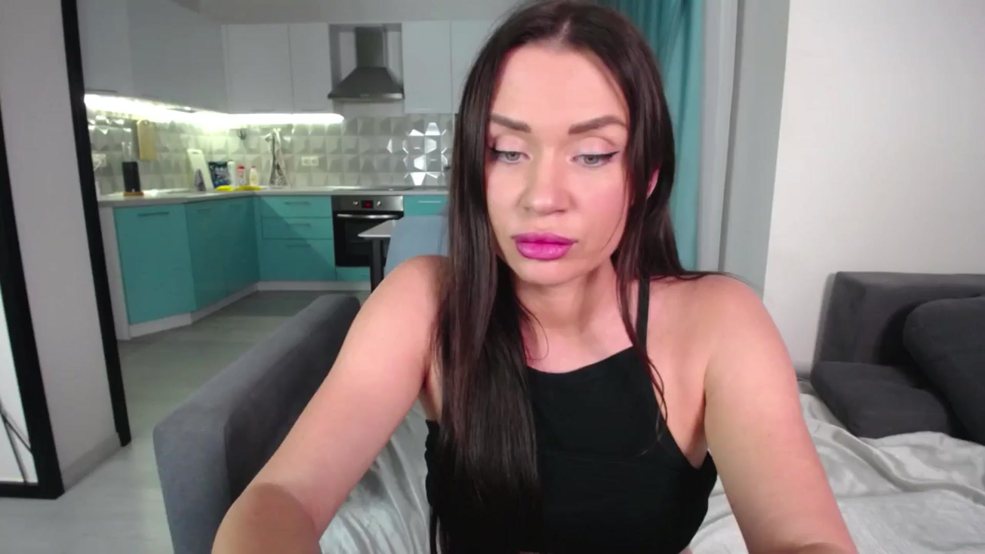 Gallery image thumbnail from Lana_Love's myfreecams stream on, 11/18/2024, 23:06 image 18 of 20
