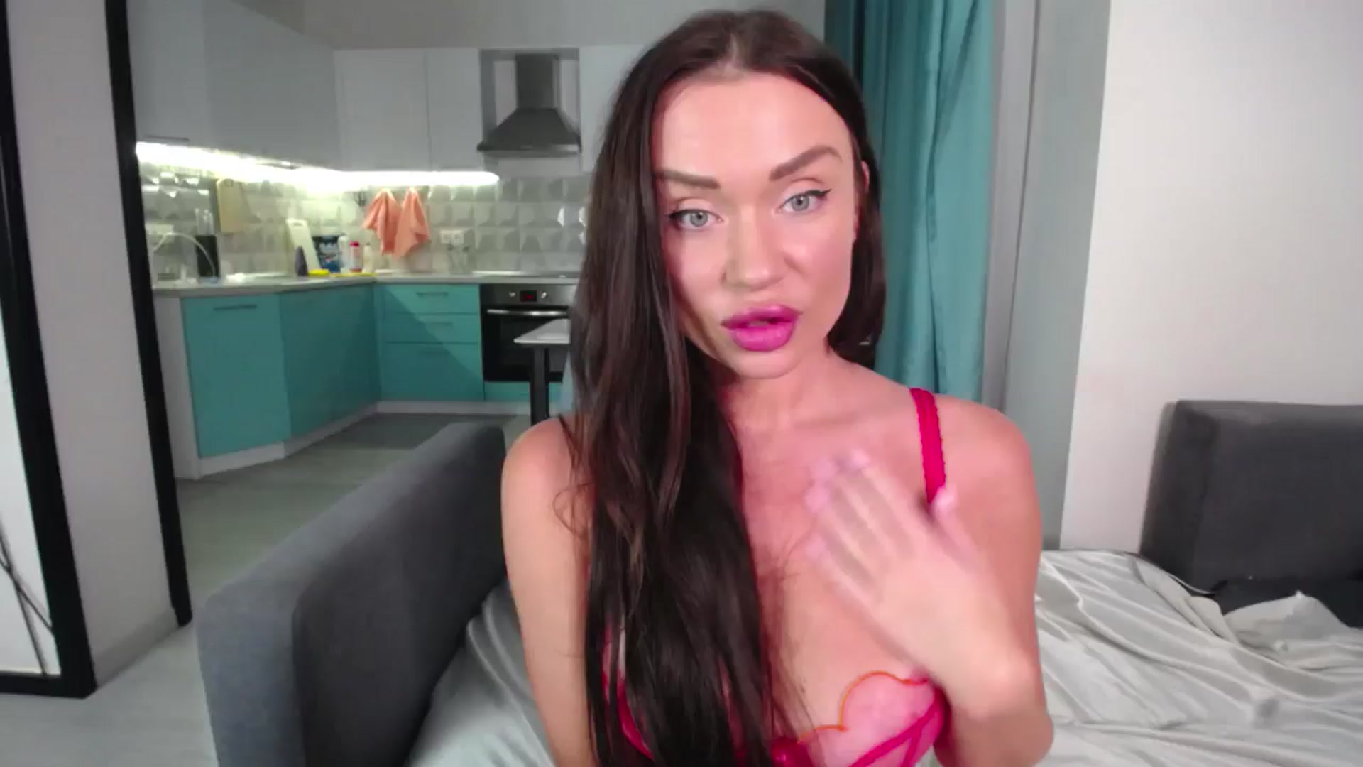 Gallery image thumbnail from Lana_Love's myfreecams stream on, 12/15/2024, 24:06 image 4 of 20