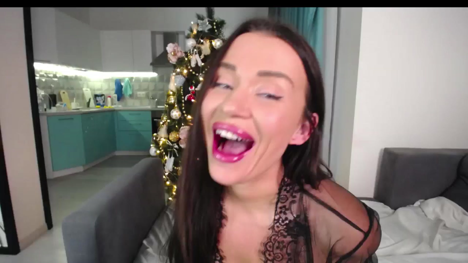 Gallery image thumbnail from Lana_Love's myfreecams stream on, 01/08/2025, 22:54 image 13 of 20
