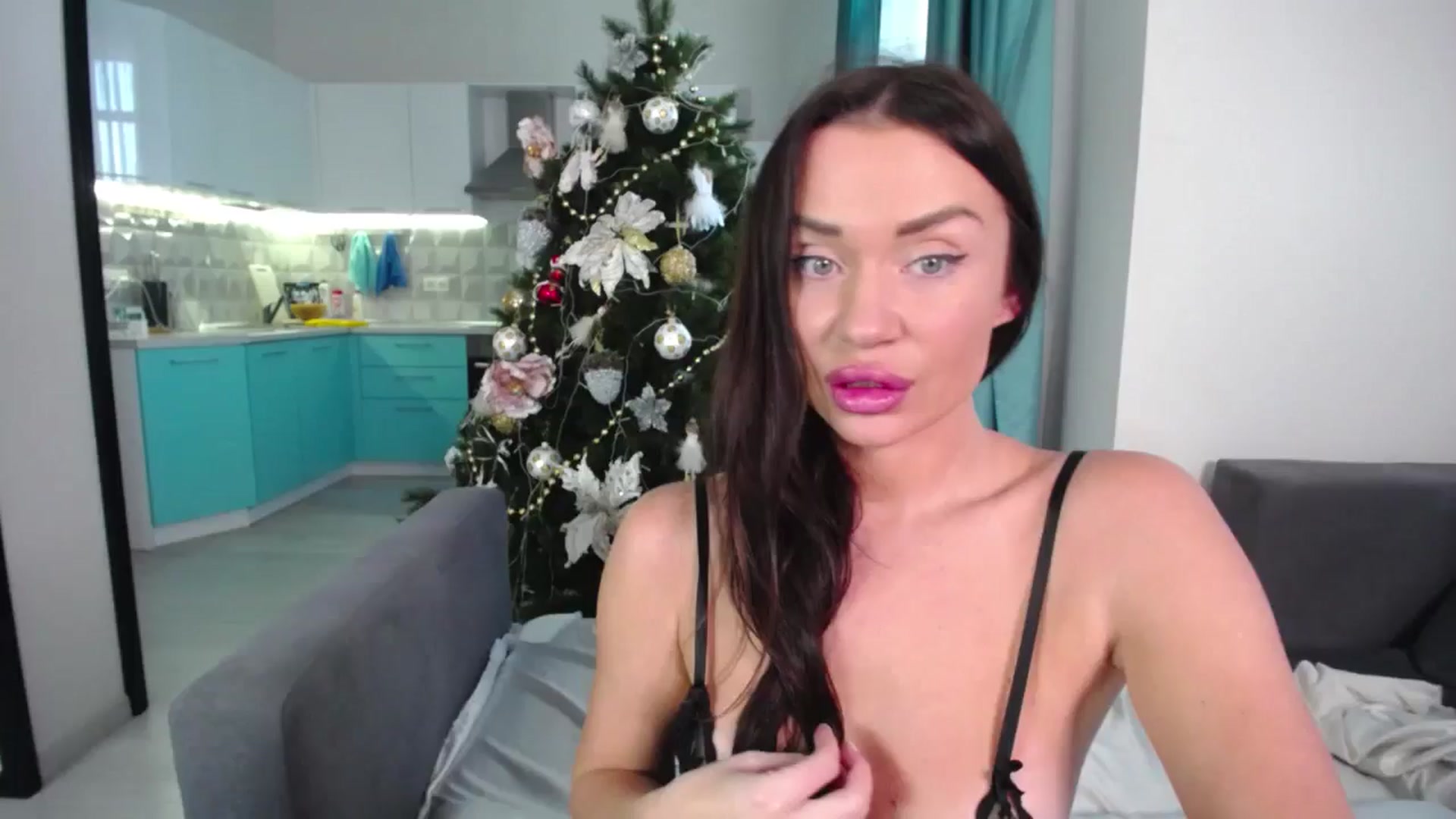 Gallery image thumbnail from Lana_Love's myfreecams stream on, 01/18/2025, 08:32 image 18 of 20