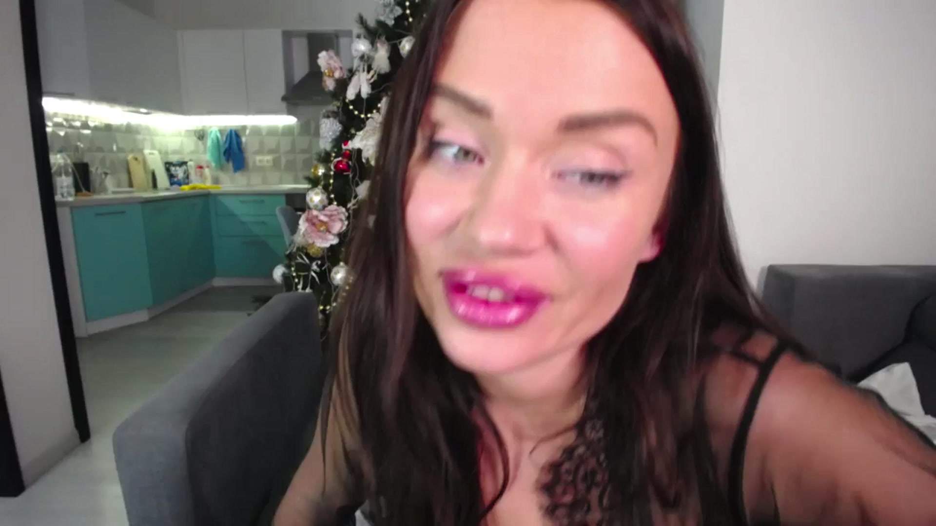 Gallery image thumbnail from Lana_Love's myfreecams stream on, 01/18/2025, 23:35 image 6 of 20