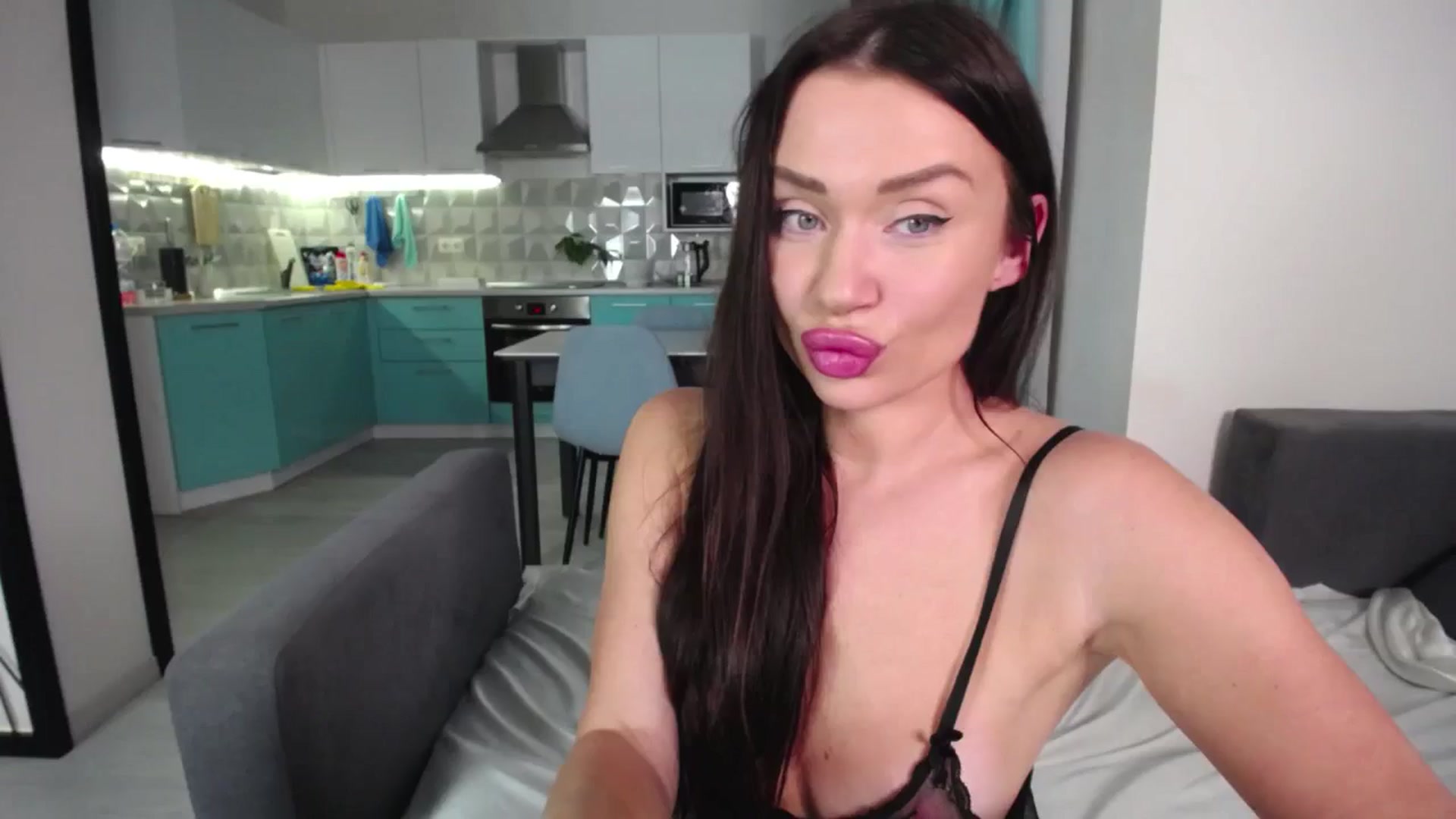 Gallery image thumbnail from Lana_Love's myfreecams stream on, 01/26/2025, 22:45 image 14 of 20