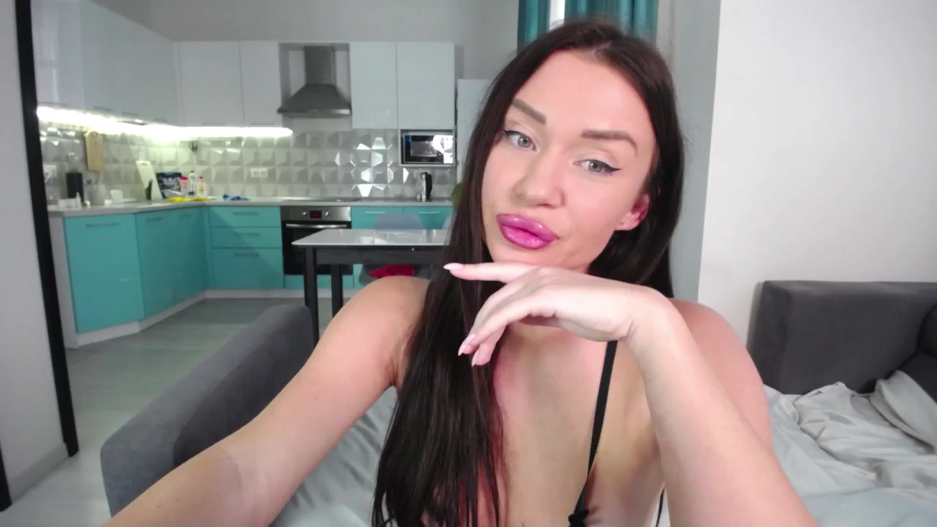 Gallery image thumbnail from Lana_Love's myfreecams stream on, 02/06/2025, 08:19 image 5 of 20