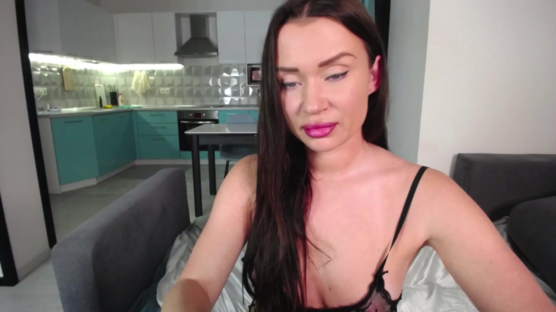 Gallery image thumbnail from Lana_Love's myfreecams stream on, 06/19/2025, 22:17 image 11 of 20