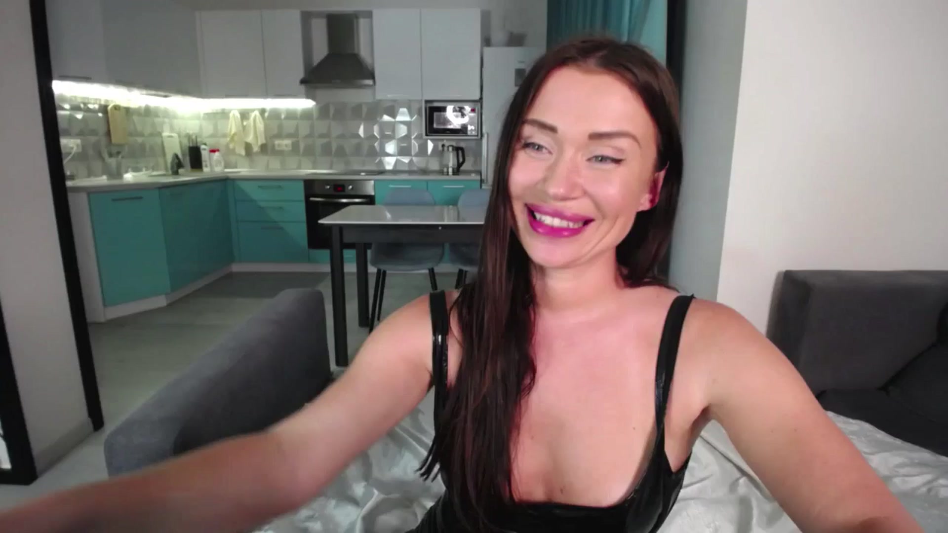 Gallery image thumbnail from Lana_Love's myfreecams stream on, 07/04/2025, 23:33 image 18 of 20