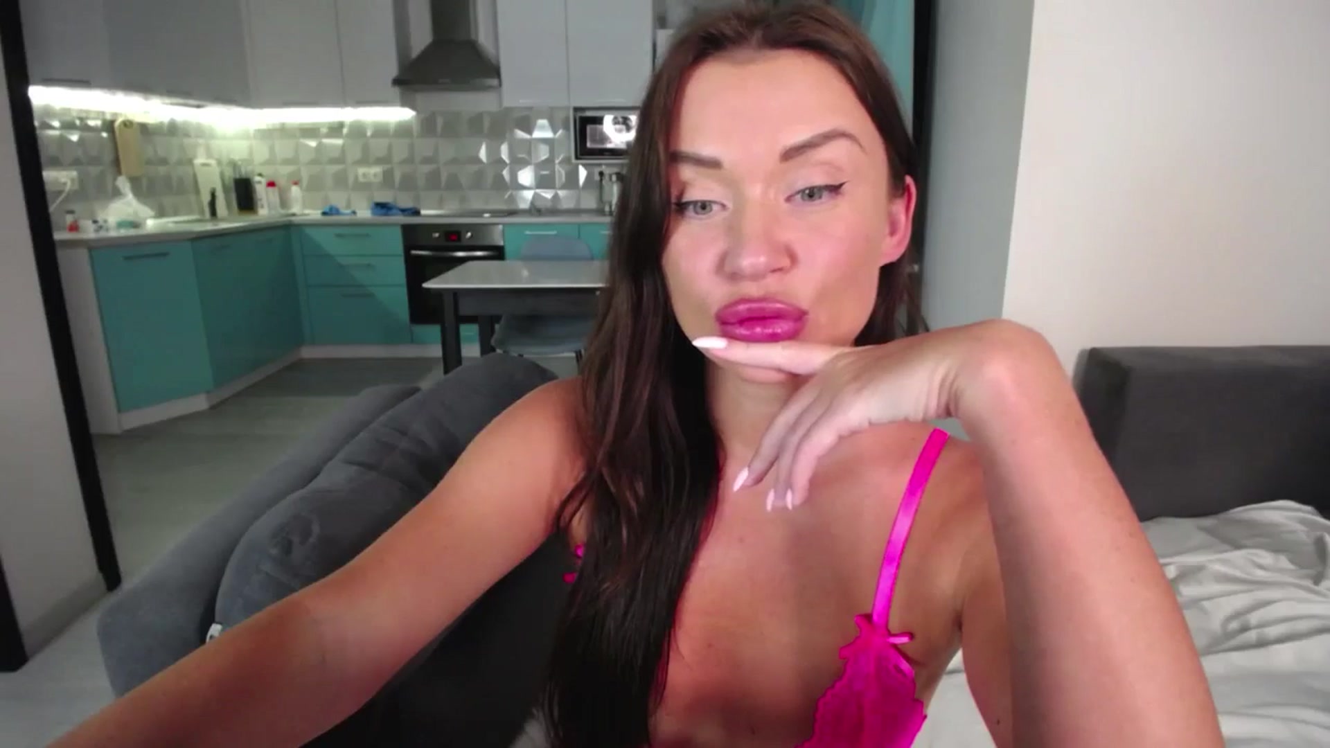Gallery image thumbnail from Lana_Love's myfreecams stream on, 07/21/2025, 22:32 image 12 of 20