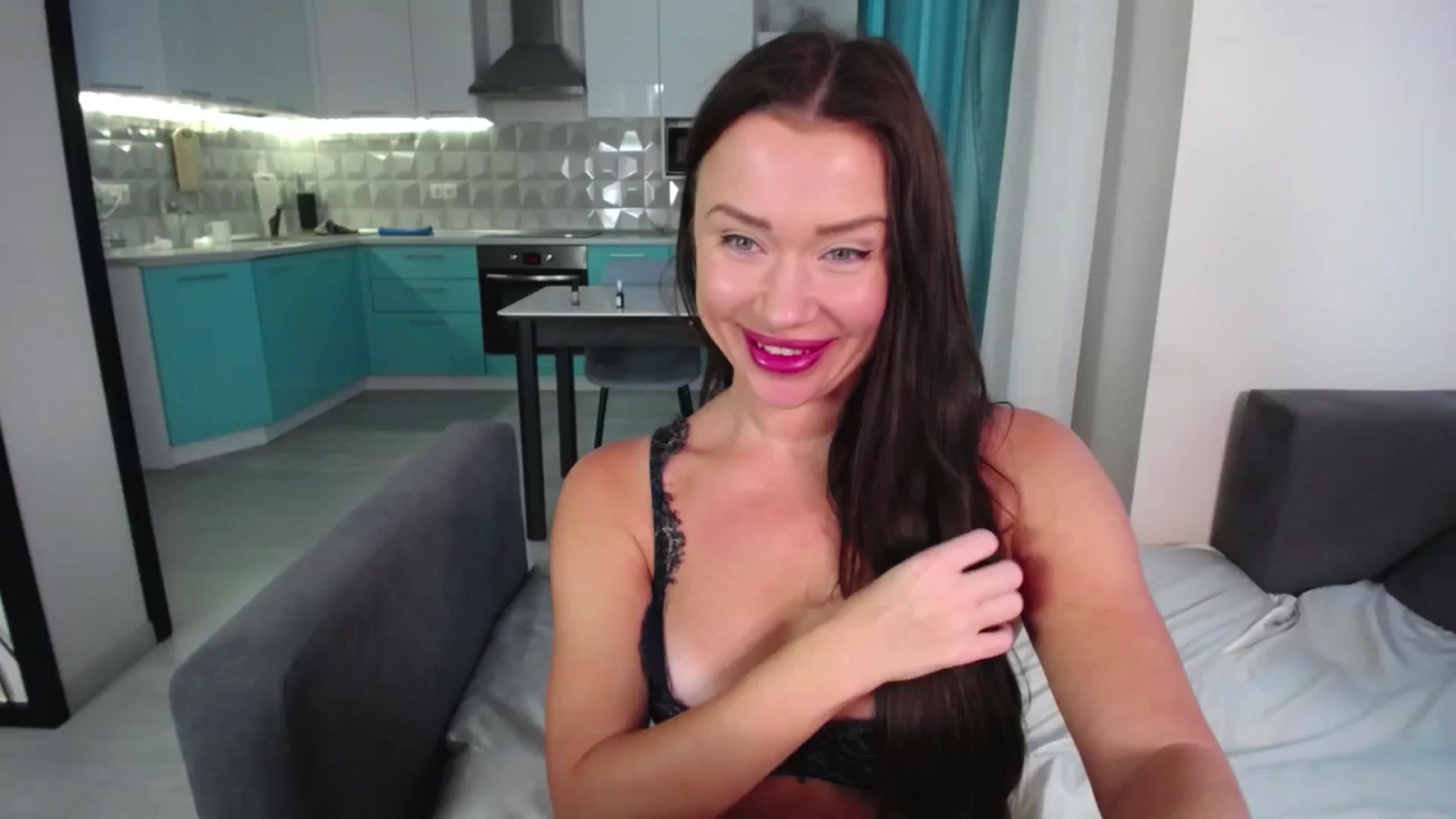 Gallery image thumbnail from Lana_Love's myfreecams stream on, 10/02/2025, 11:36 image 16 of 20