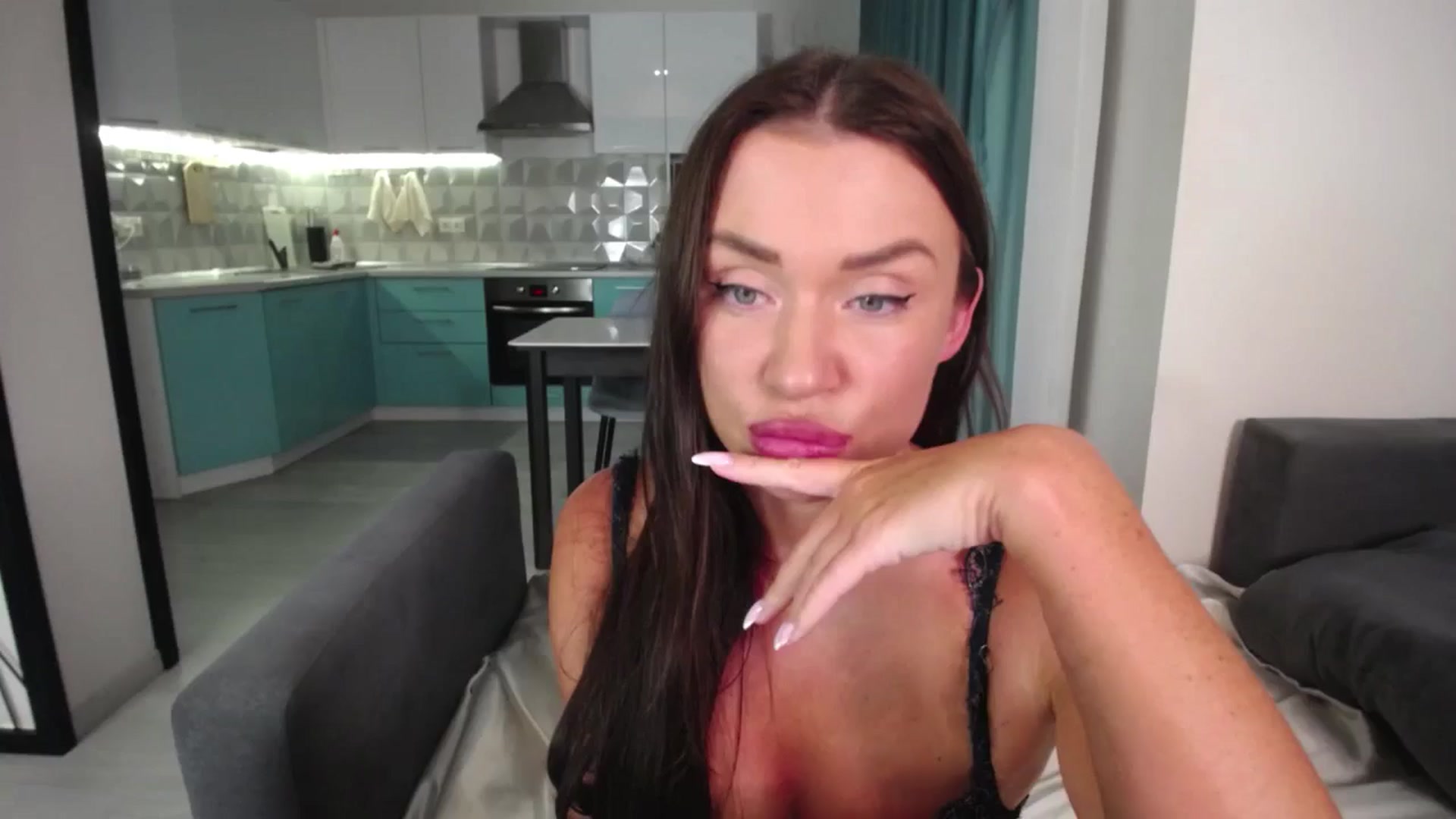 Gallery image thumbnail from Lana_Love's myfreecams stream on, 11/01/2025, 19:57 image 15 of 20