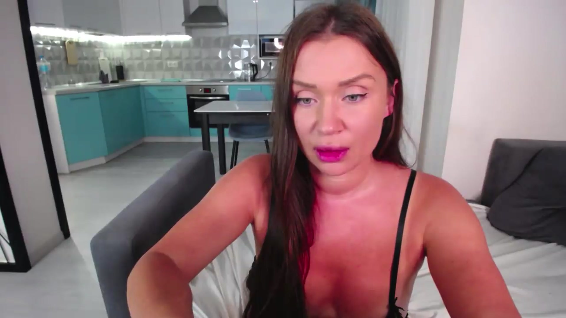 Gallery image thumbnail from Lana_Love's myfreecams stream on, 08/11/2026, 21:35 image 17 of 20