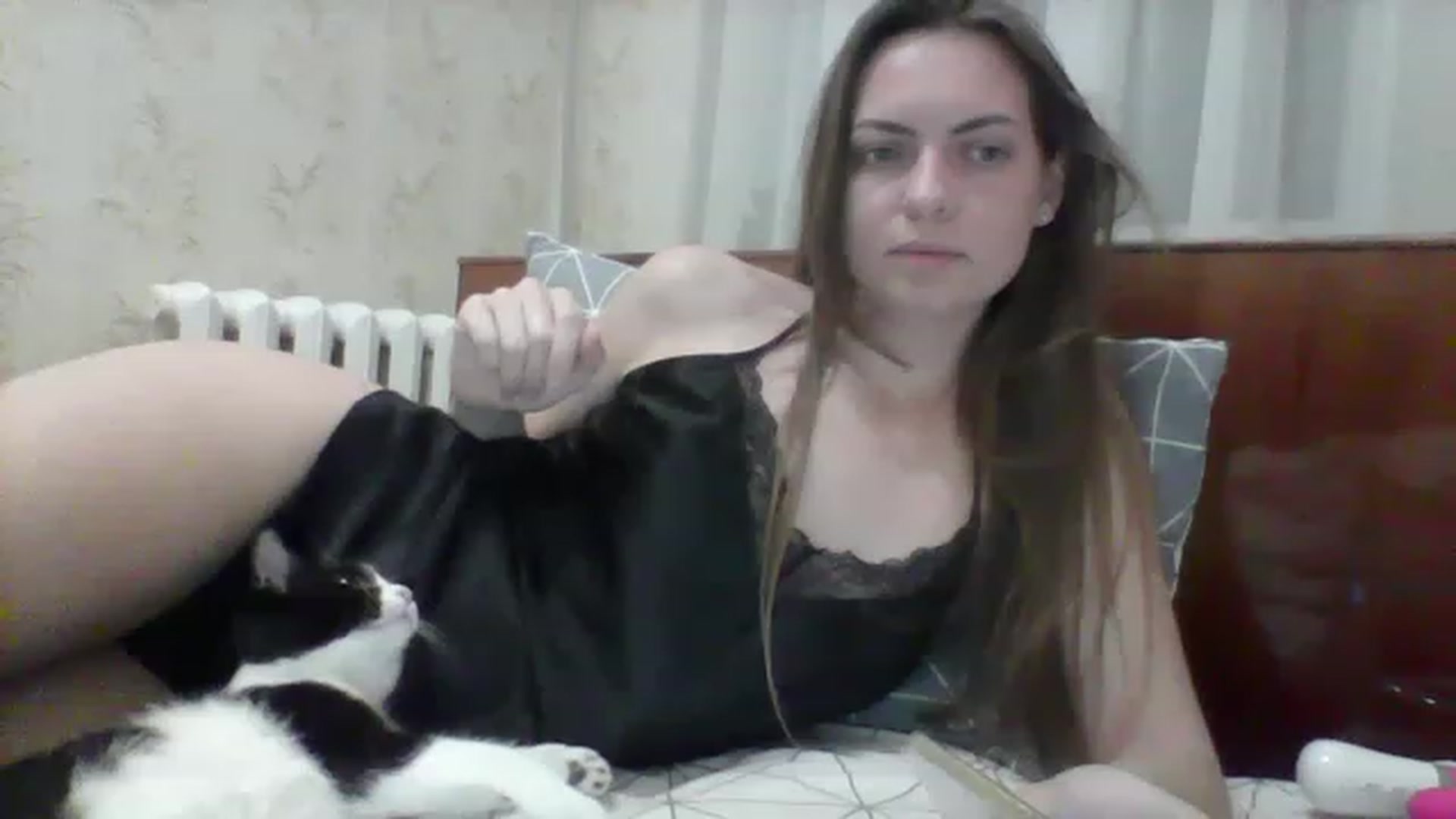 Gallery image thumbnail from Lana_Moore's myfreecams stream on, 11/14/2022, 21:24 image 12 of 20