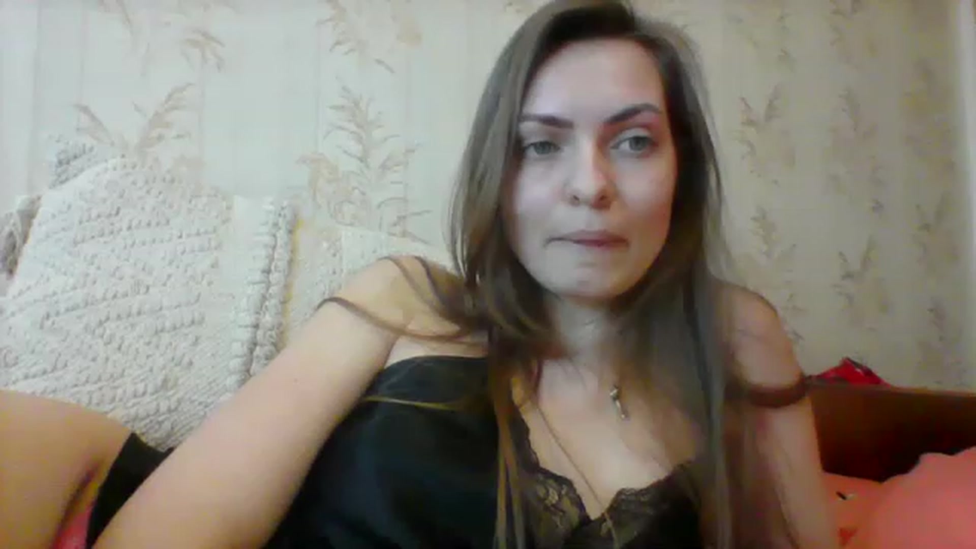 Gallery image thumbnail from Lana_Moore's myfreecams stream on, 02/13/2023, 14:13 image 16 of 20