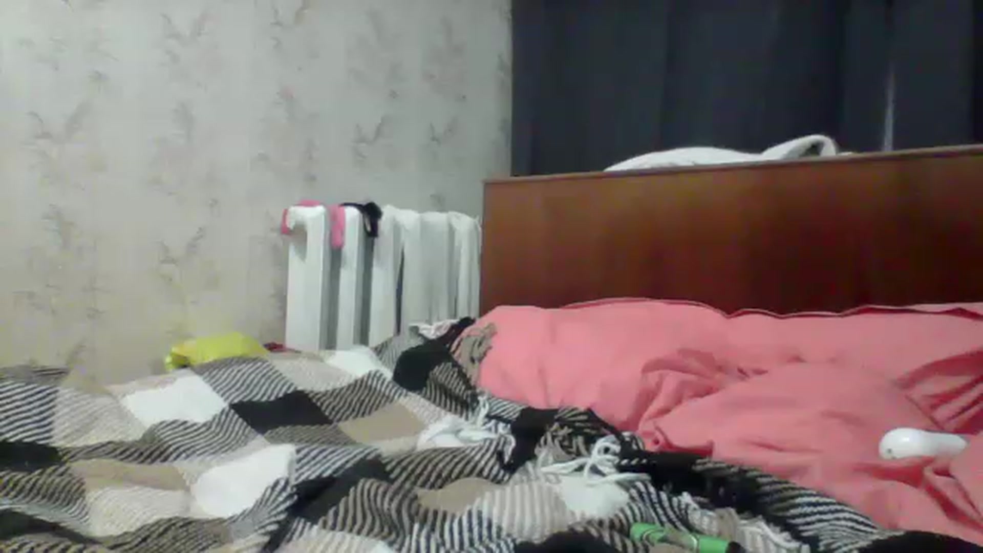 Gallery image thumbnail from Lana_Moore's myfreecams stream on, 02/17/2023, 16:31 image 14 of 20