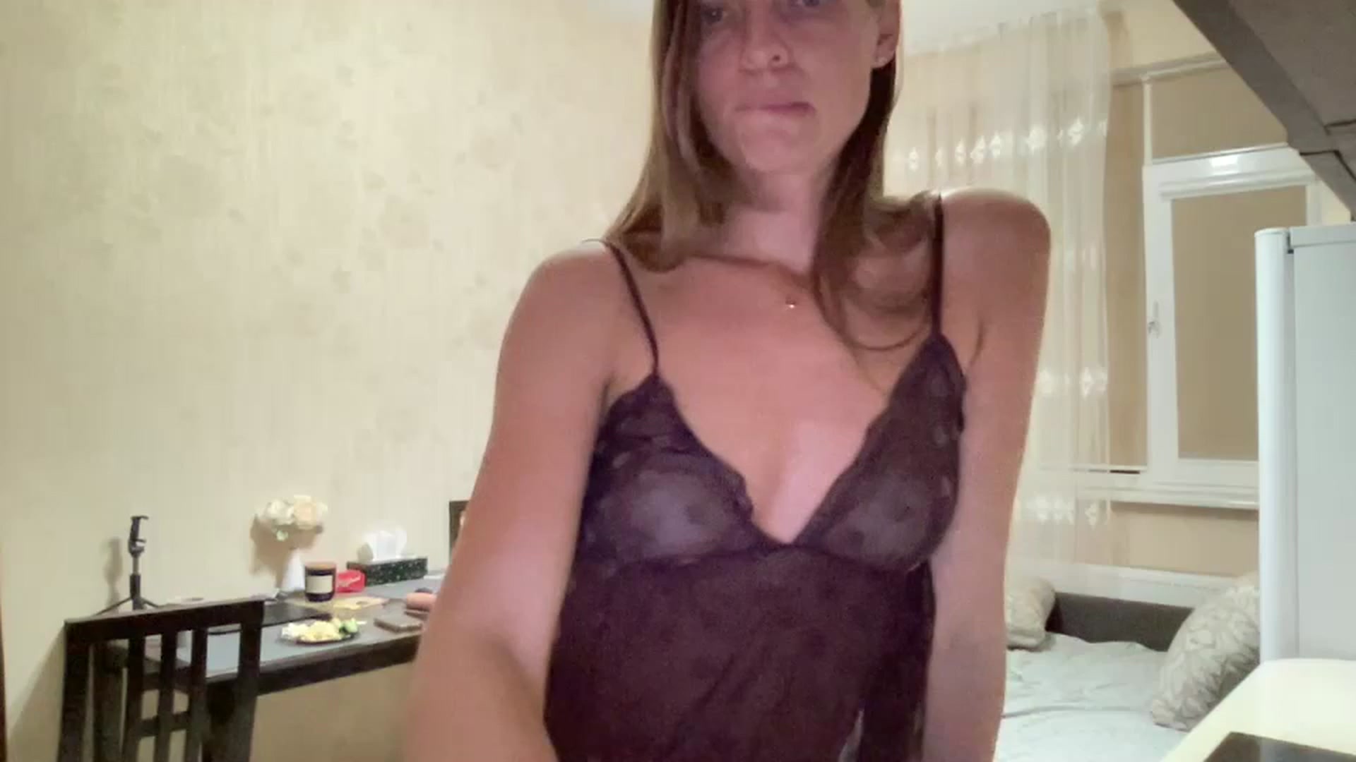 Gallery image thumbnail from Lana_Moore's myfreecams stream on, 10/23/2023, 16:42 image 1 of 20