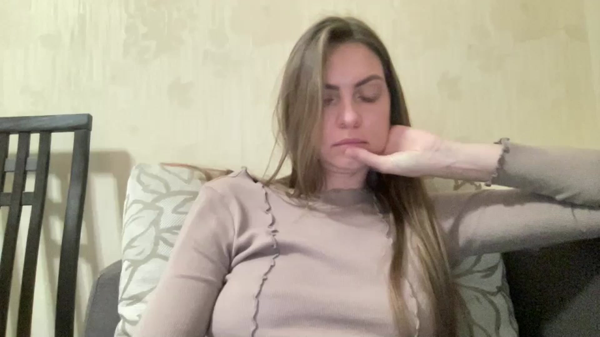 Gallery image thumbnail from Lana_Moore's myfreecams stream on, 01/27/2024, 17:36 image 4 of 20