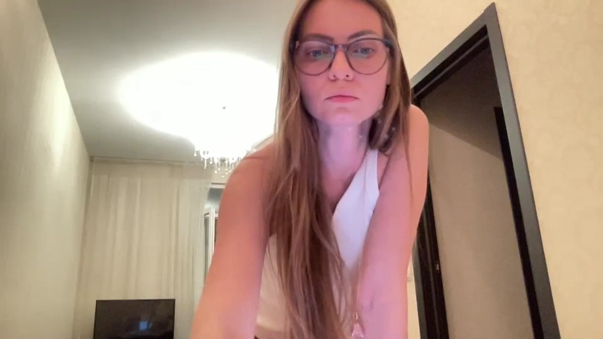 Gallery image thumbnail from Lana_Moore's myfreecams stream on, 09/20/2024, 17:34 image 14 of 20