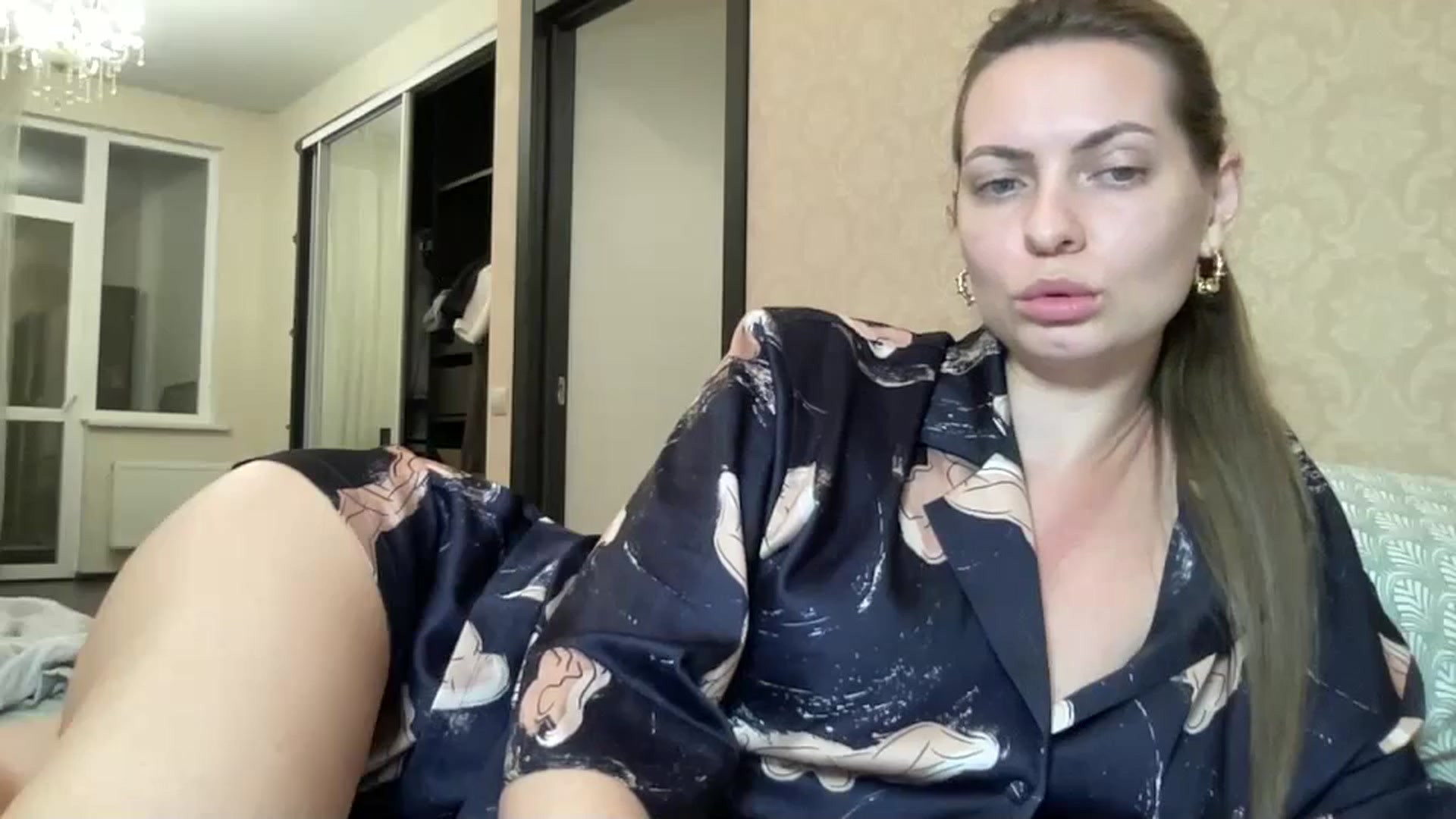 Gallery image thumbnail from Lana_Moore's myfreecams stream on, 12/18/2024, 19:13 image 13 of 20
