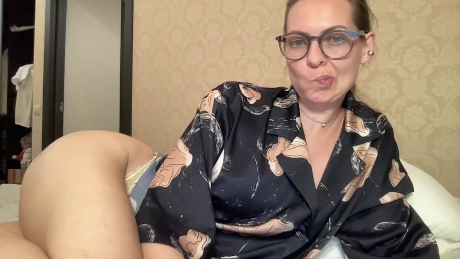 Gallery image thumbnail from Lana_Moore's myfreecams stream on, 04/15/2025, 18:08 image 6 of 20