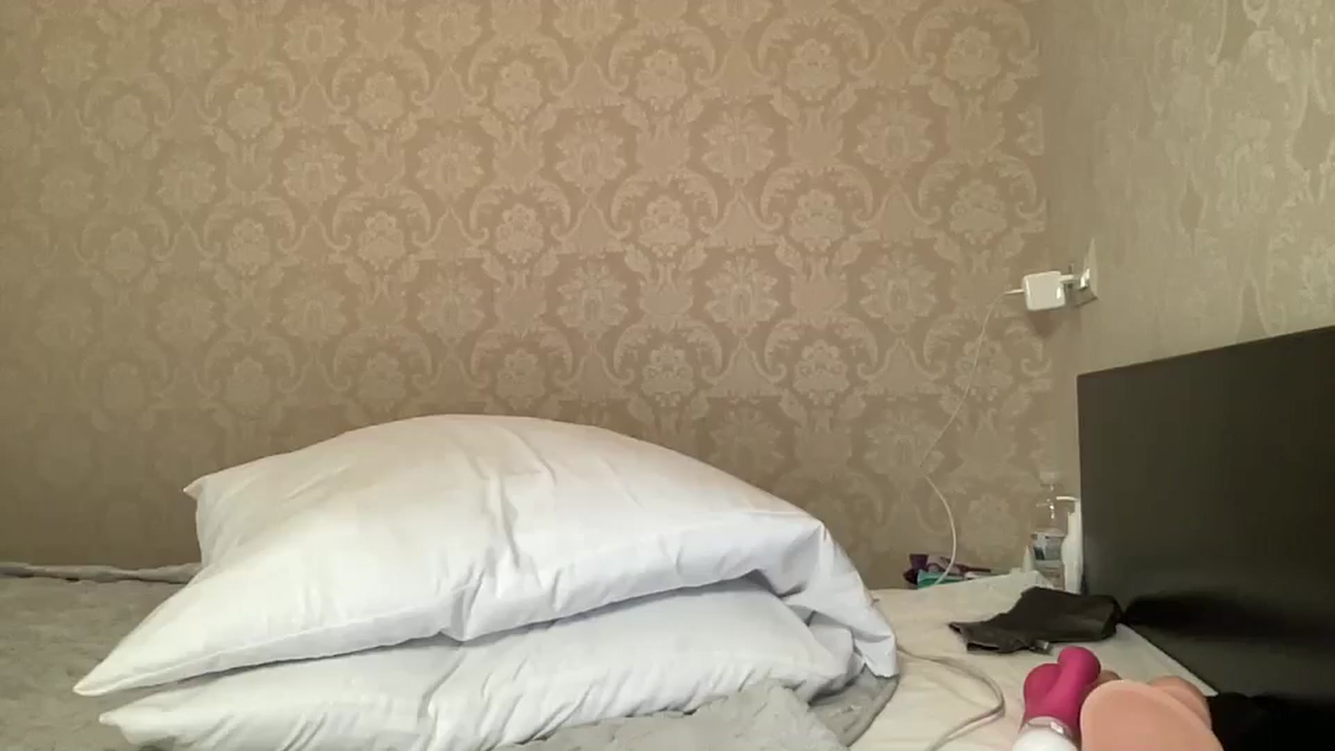 Gallery image thumbnail from Lana_Moore's myfreecams stream on, 05/13/2025, 16:40 image 17 of 20