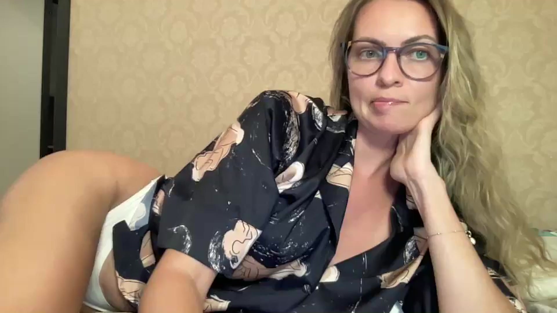Gallery image thumbnail from Lana_Moore's myfreecams stream on, 07/23/2025, 16:58 image 9 of 20