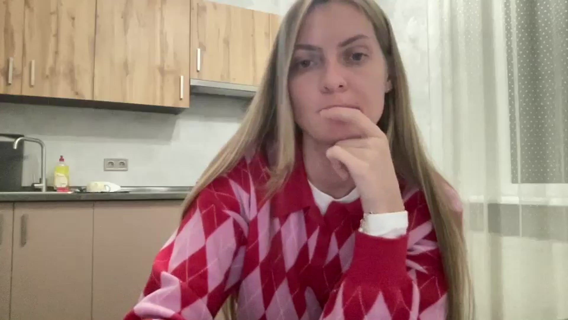 Gallery image thumbnail from Lana_Moore's myfreecams stream on, 12/19/2025, 16:27 image 14 of 20
