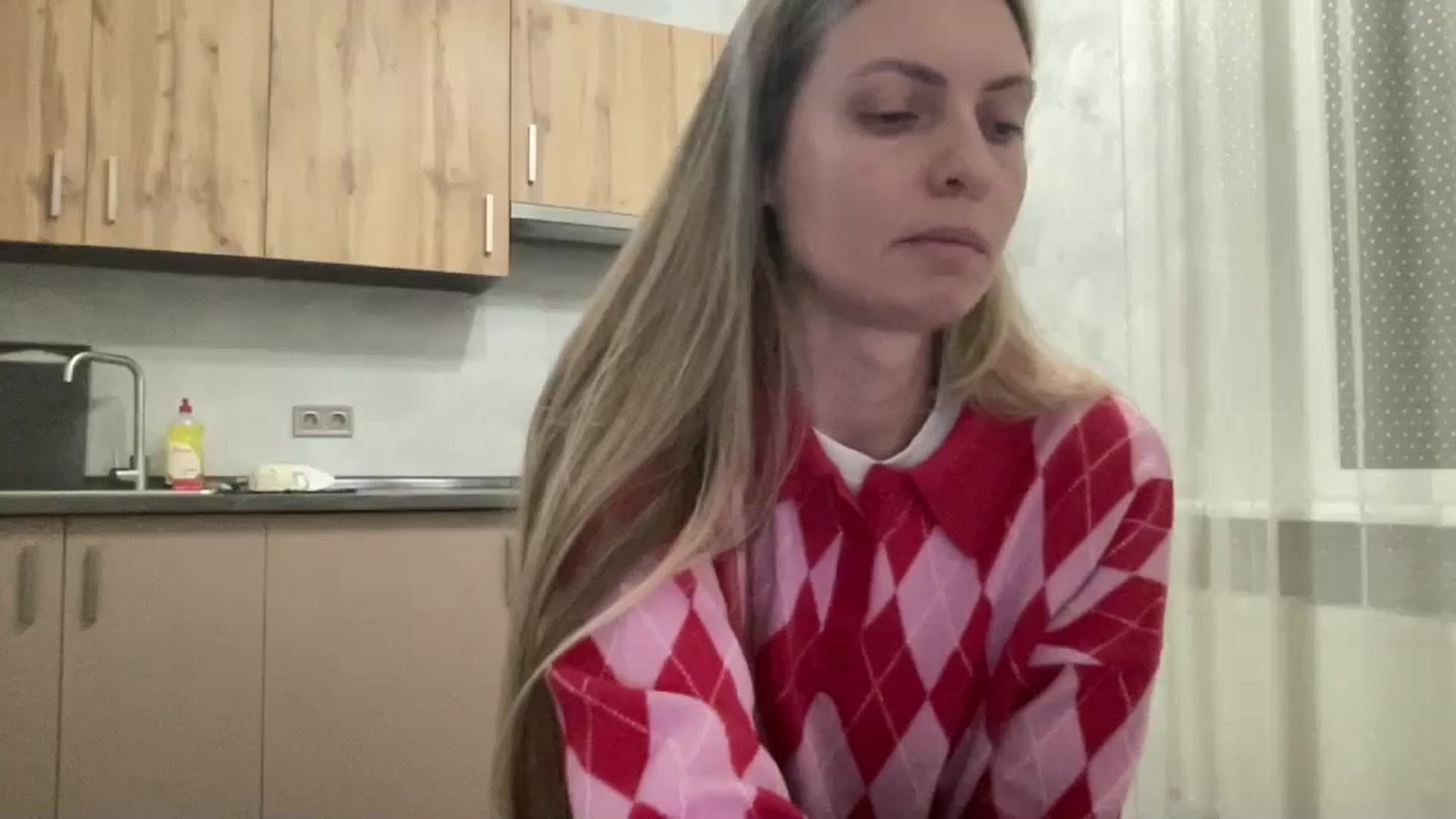 Gallery image thumbnail from Lana_Moore's myfreecams stream on, 12/19/2025, 16:27 image 5 of 20
