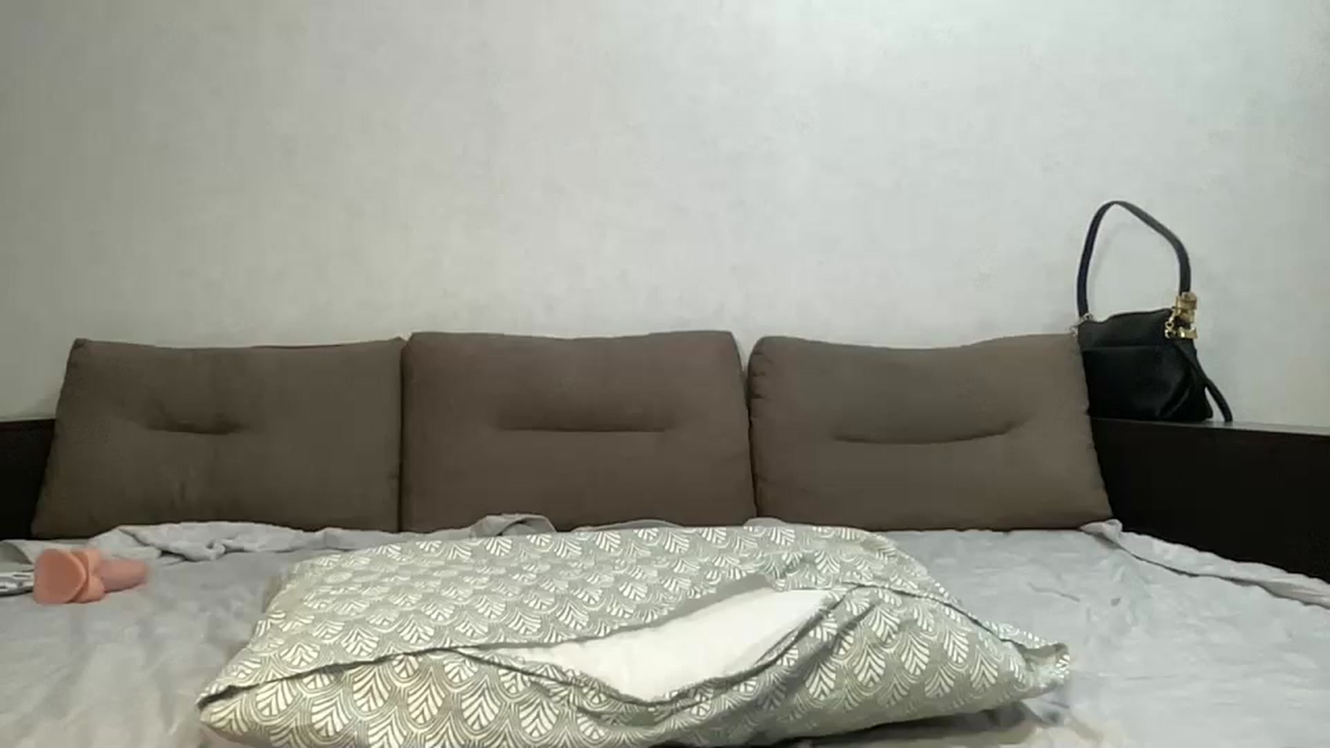 Gallery image thumbnail from Lana_Moore's myfreecams stream on, 04/14/2026, 17:47 image 16 of 20
