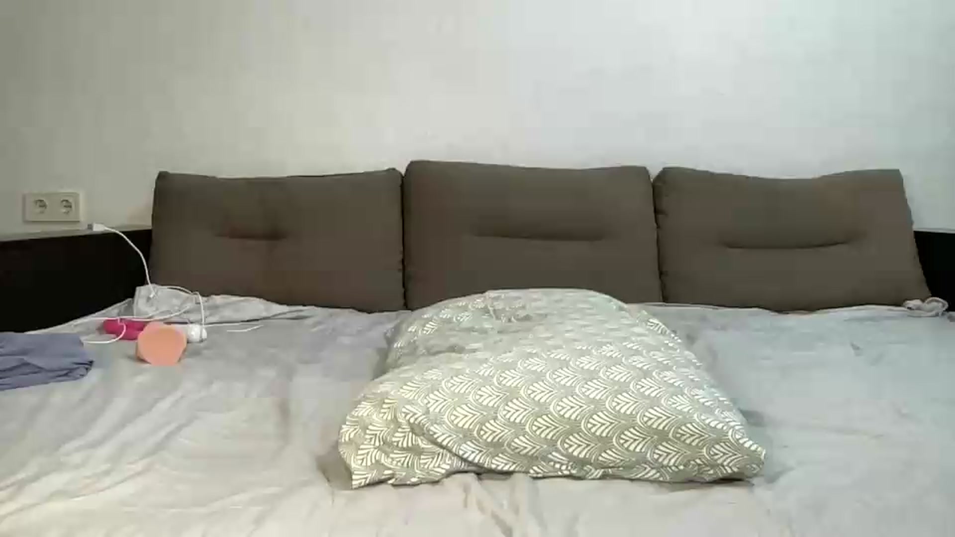 Gallery image thumbnail from Lana_Moore's myfreecams stream on, 06/09/2026, 17:48 image 6 of 20