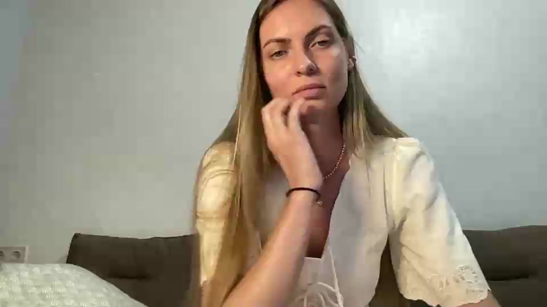 Gallery image thumbnail from Lana_Moore's myfreecams stream on, 08/17/2026, 17:22 image 6 of 20