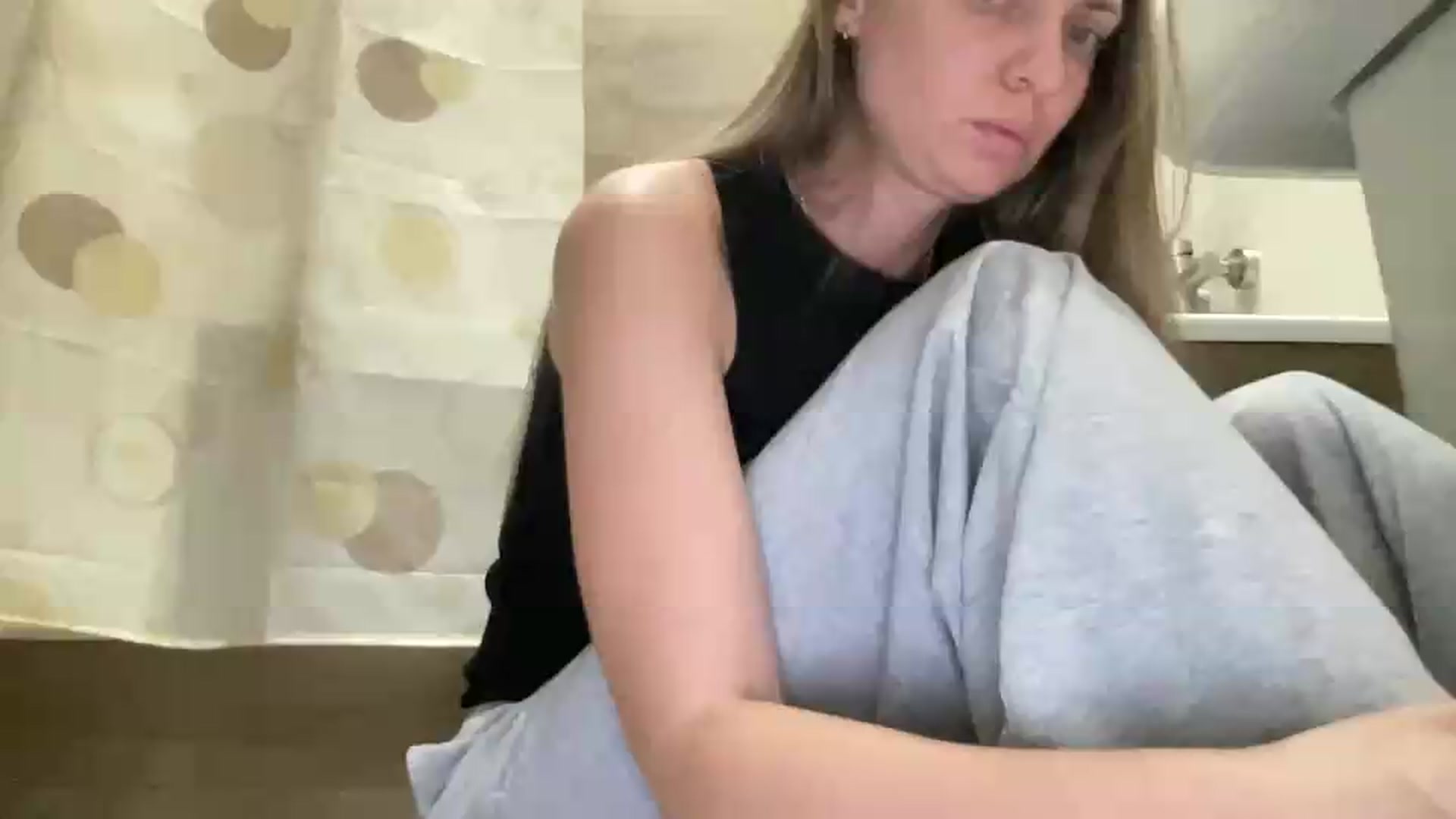 Gallery image thumbnail from Lana_Moore's myfreecams stream on, 09/12/2026, 17:54 image 10 of 20