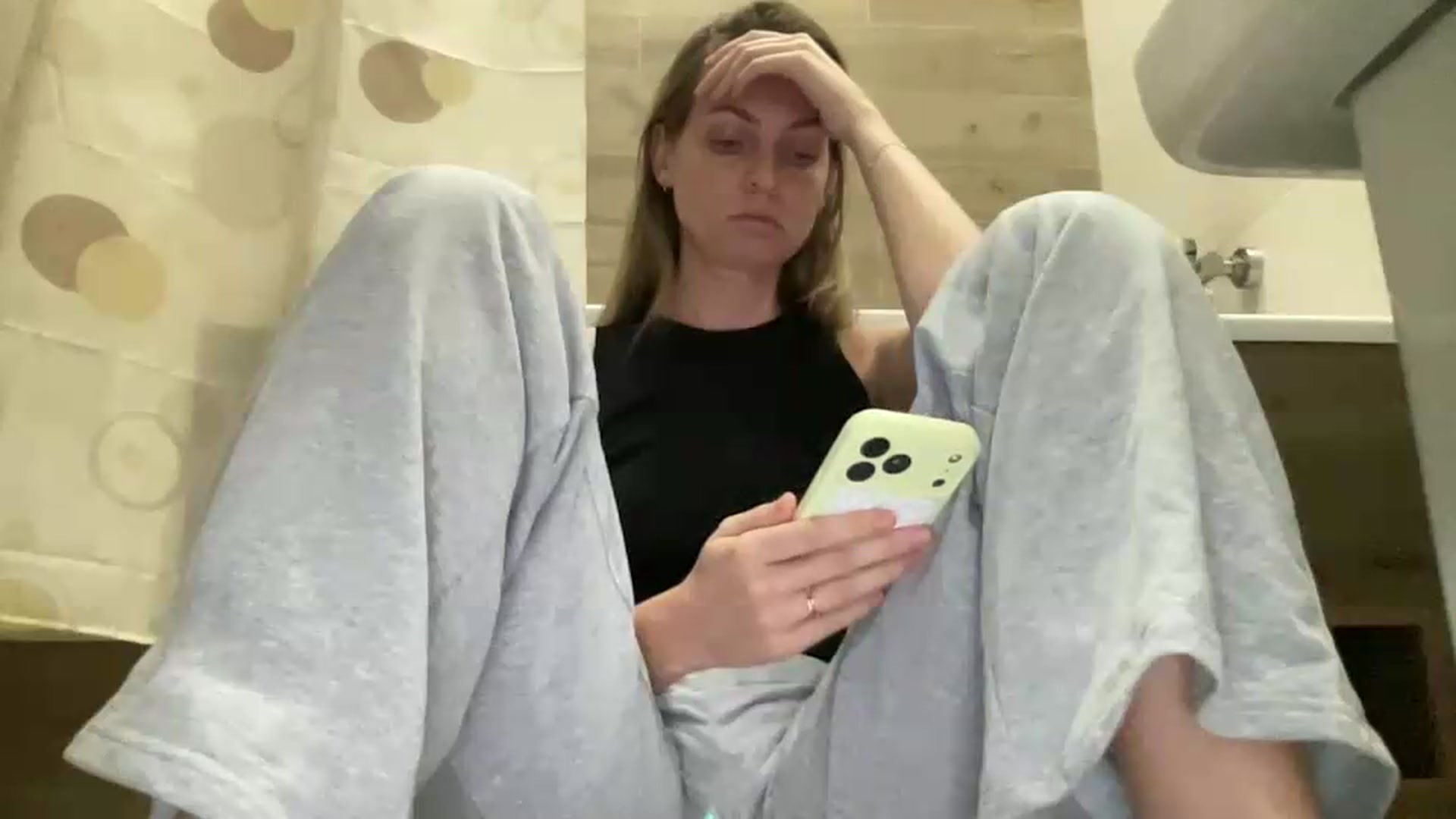 Gallery image thumbnail from Lana_Moore's myfreecams stream on, 09/12/2026, 17:54 image 4 of 20