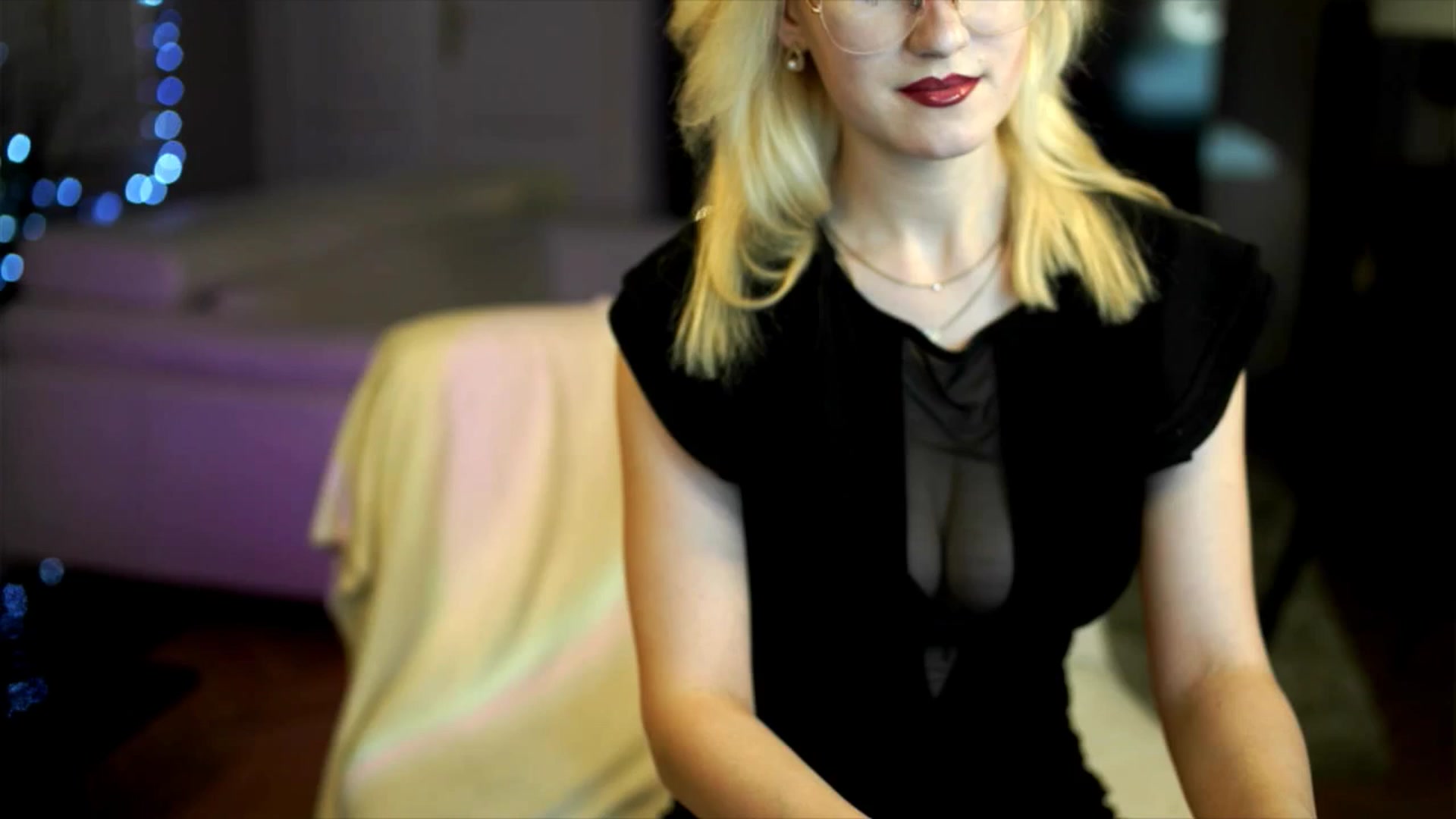 Gallery image thumbnail from Lana_m0ren0's myfreecams stream on, 12/25/2025, 22:53 image 11 of 20