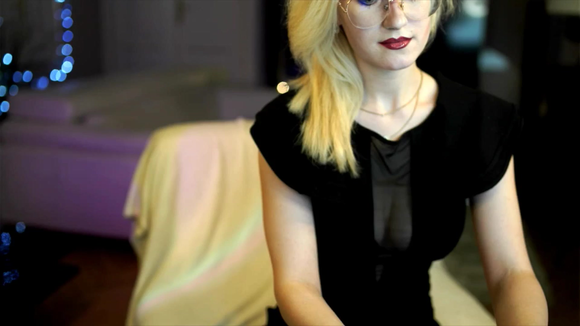 Gallery image thumbnail from Lana_m0ren0's myfreecams stream on, 12/25/2025, 22:53 image 20 of 20