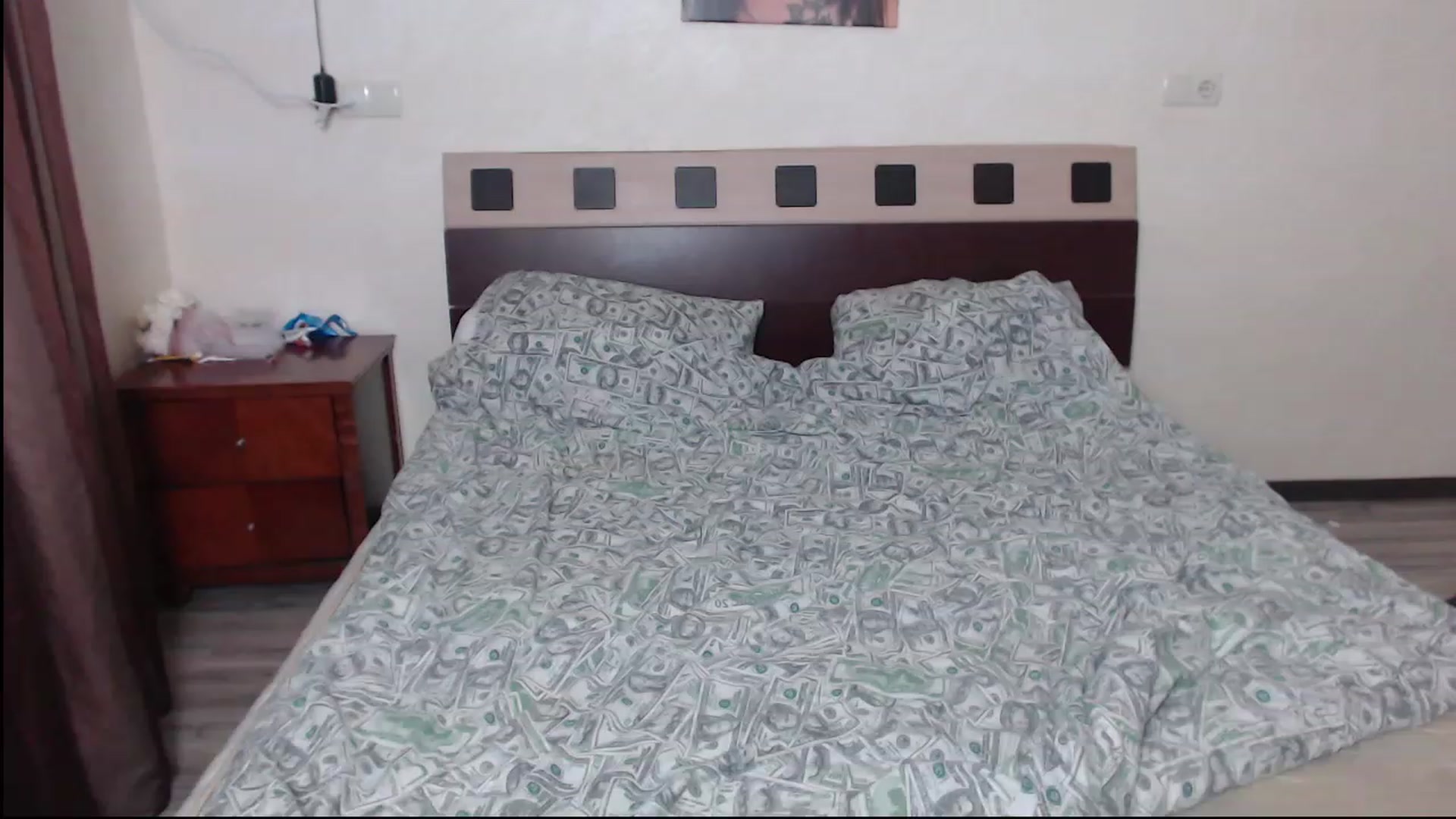 Gallery image thumbnail from Lana_swetty's myfreecams stream on, 12/14/2023, 14:59 image 1 of 20