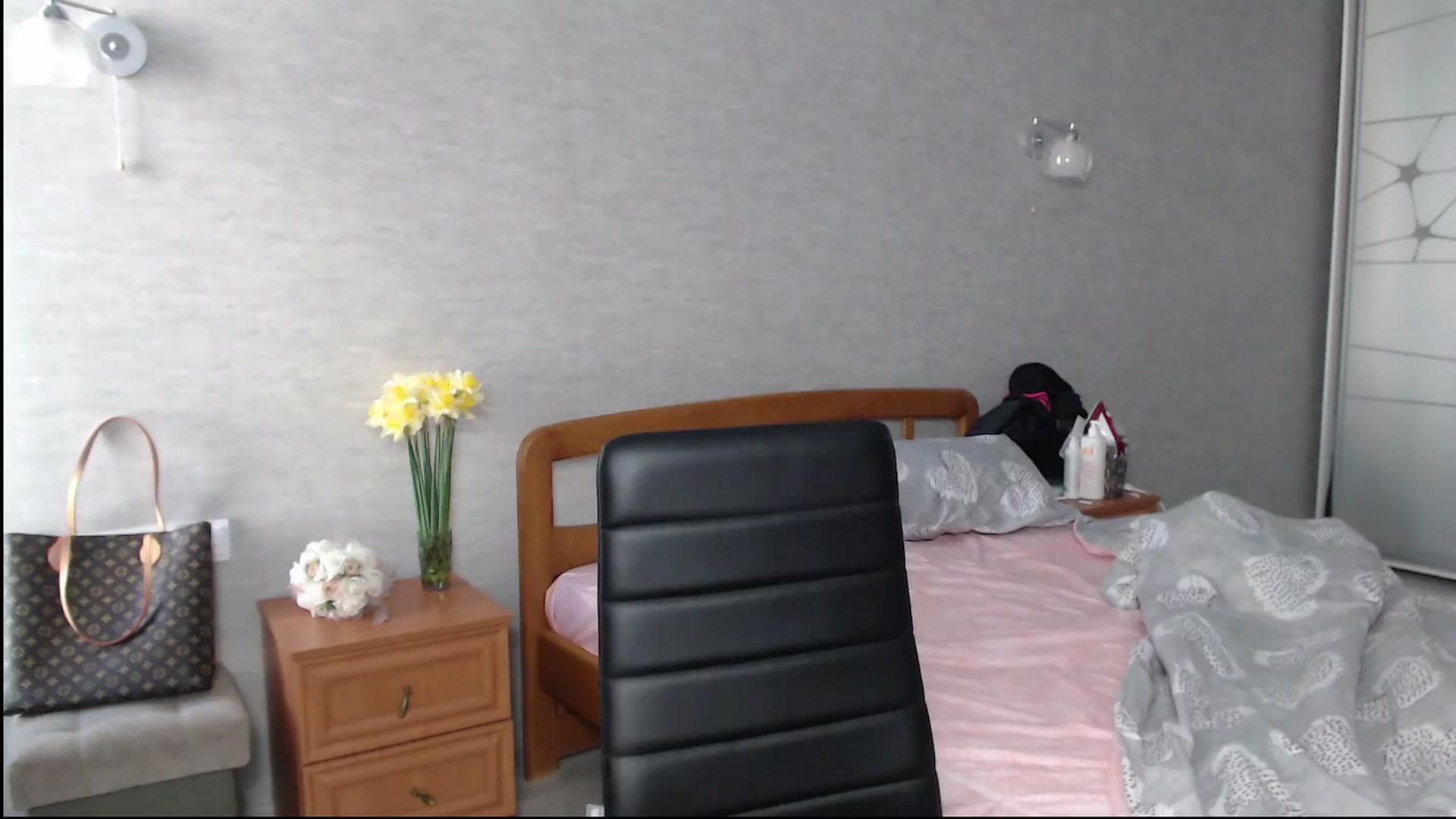 Gallery image thumbnail from Lana_swetty's myfreecams stream on, 04/07/2024, 12:48 image 15 of 20