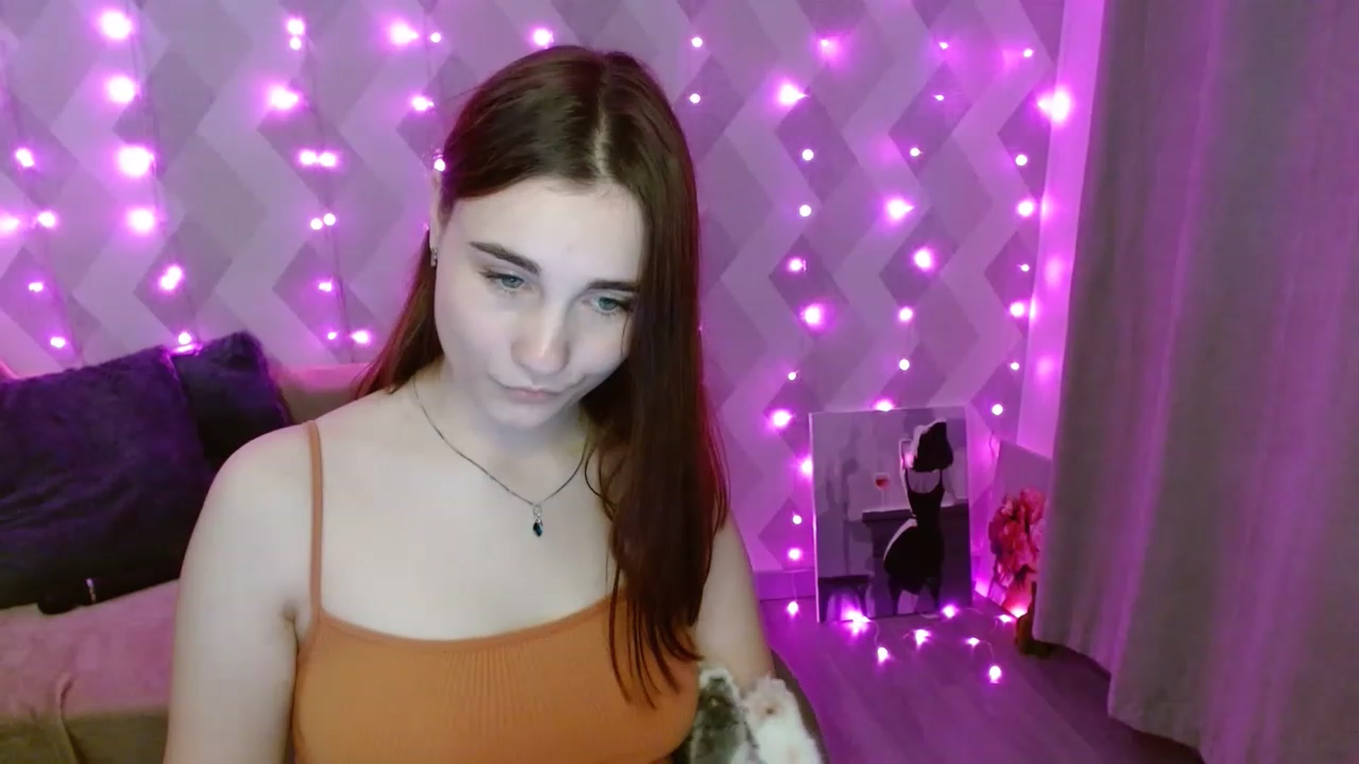 Gallery image thumbnail from LaneyGrey's myfreecams stream on, 11/16/2022, 14:26 image 8 of 20