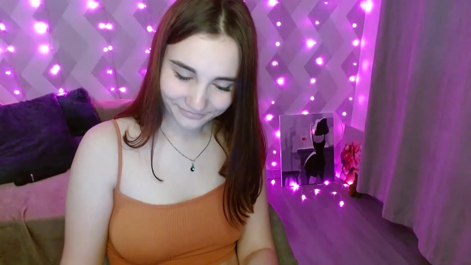 Gallery image thumbnail from LaneyGrey's myfreecams stream on, 11/16/2022, 14:26 image 5 of 20