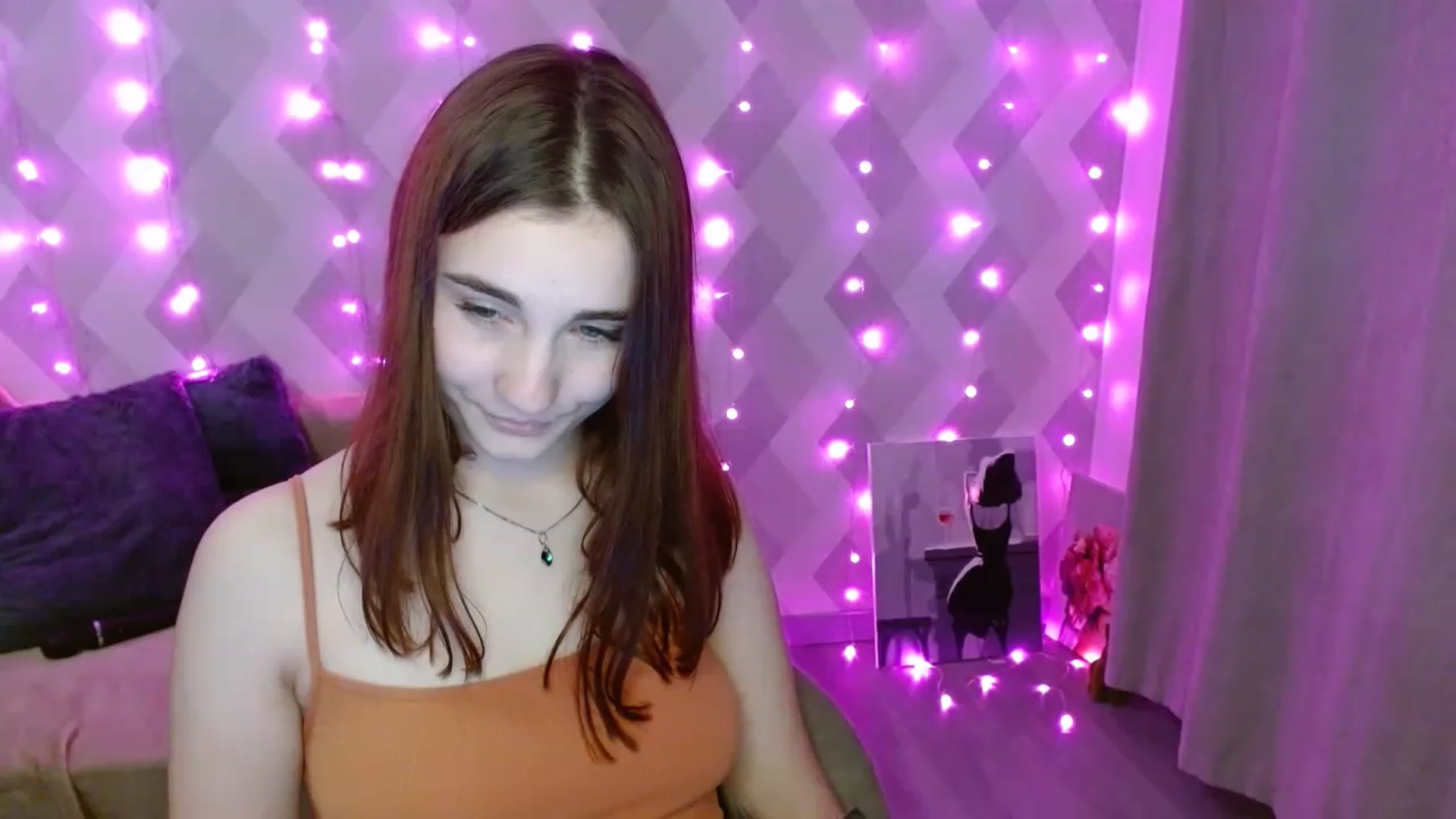Gallery image thumbnail from LaneyGrey's myfreecams stream on, 11/16/2022, 14:26 image 7 of 20