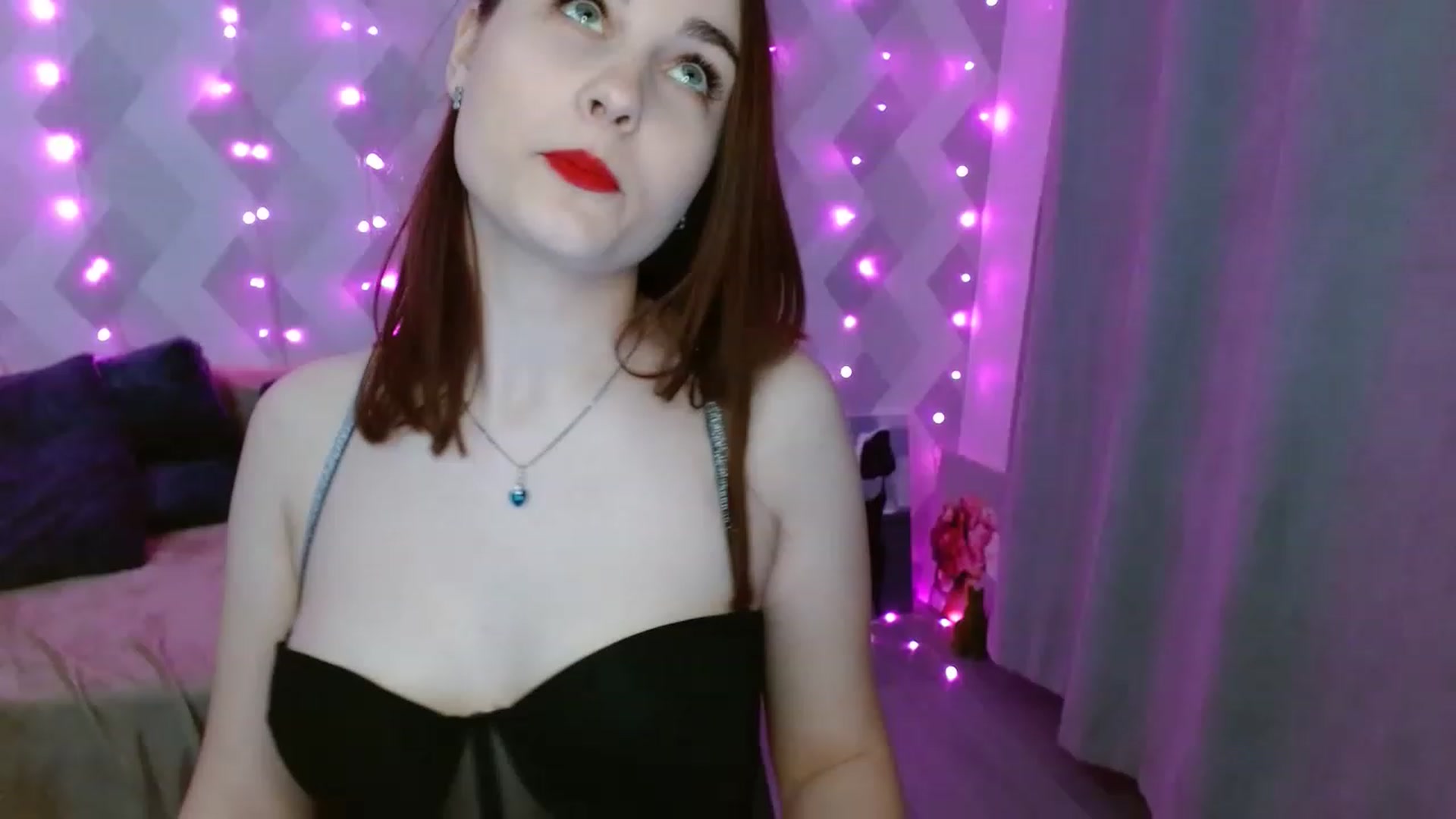 Gallery image thumbnail from LaneyGrey's myfreecams stream on, 11/20/2022, 15:01 image 12 of 20