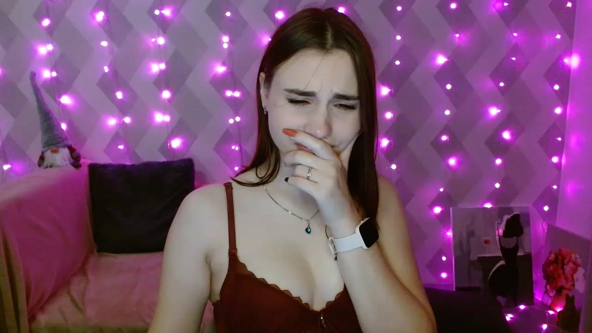 Gallery image thumbnail from LaneyGrey's myfreecams stream on, 11/21/2022, 18:55 image 5 of 20