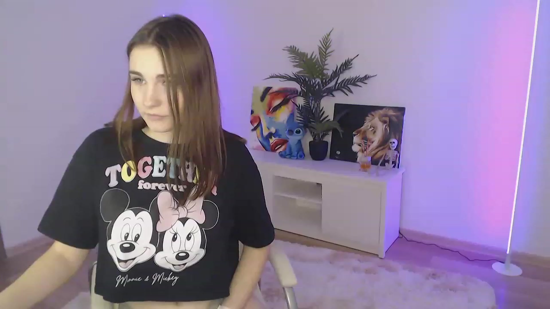 Gallery image thumbnail from LaneyGrey's myfreecams stream on, 11/22/2022, 17:48 image 8 of 20
