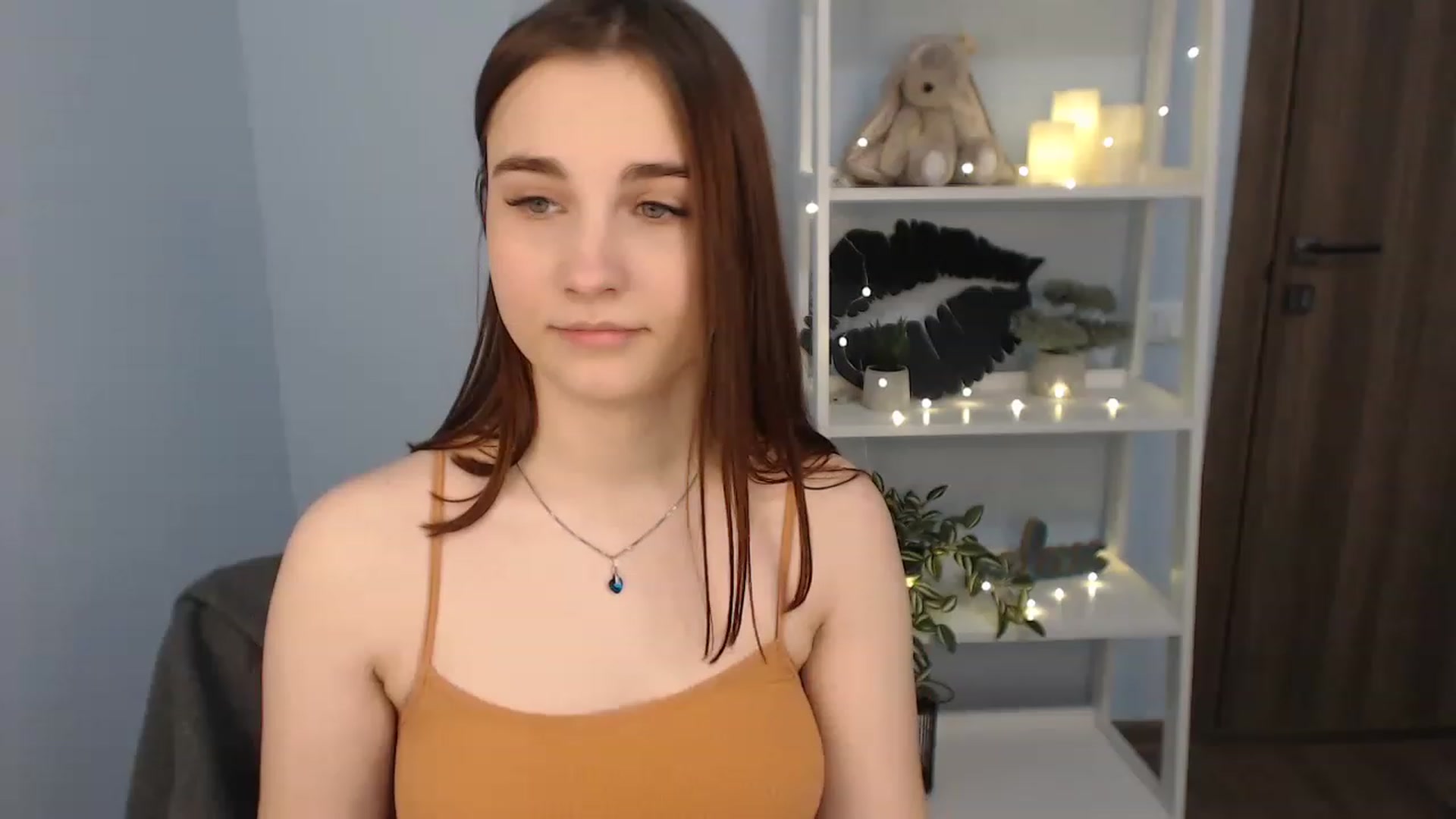 Gallery image thumbnail from LaneyGrey's myfreecams stream on, 11/27/2022, 12:12 image 6 of 20