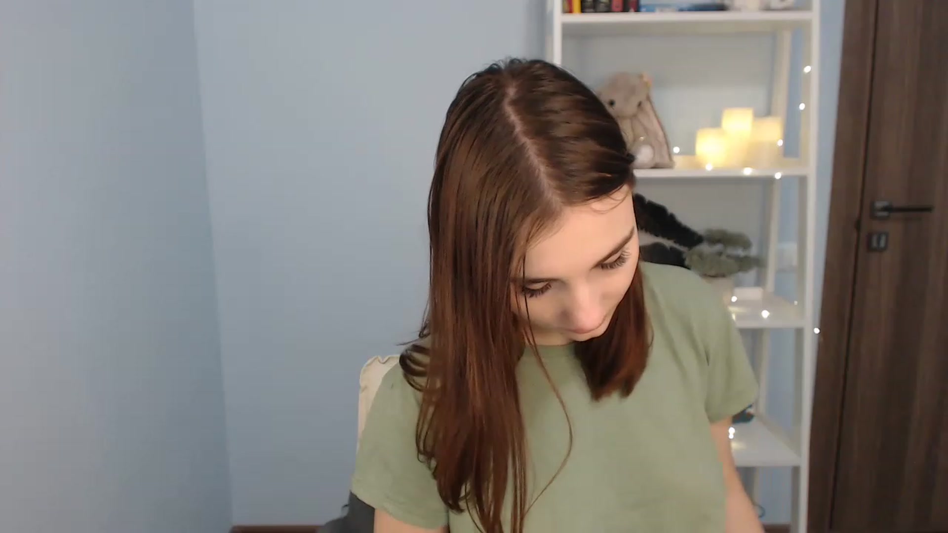 Gallery image thumbnail from LaneyGrey's myfreecams stream on, 12/02/2022, 08:58 image 8 of 20