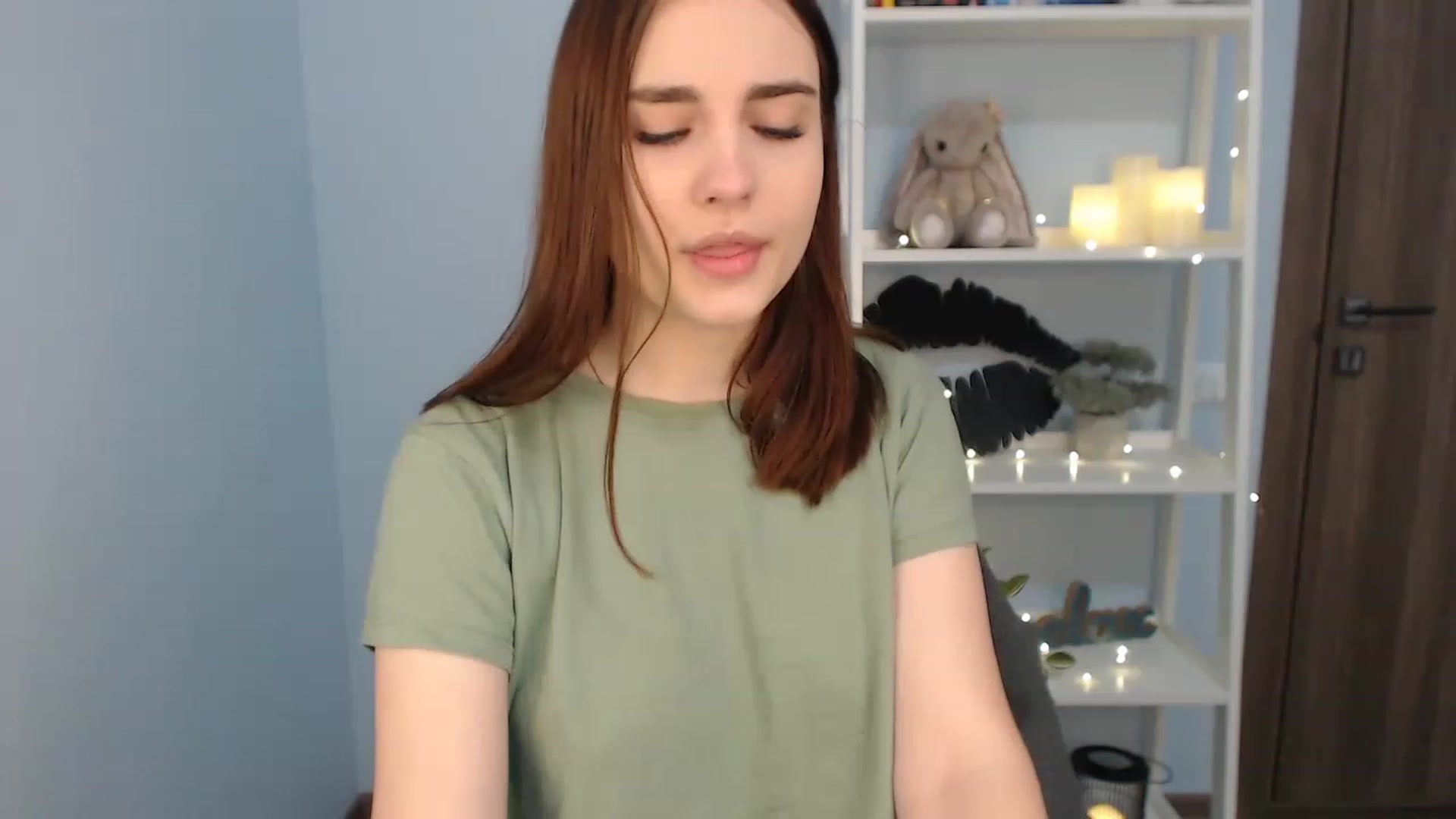 Gallery image thumbnail from LaneyGrey's myfreecams stream on, 12/02/2022, 08:58 image 5 of 20